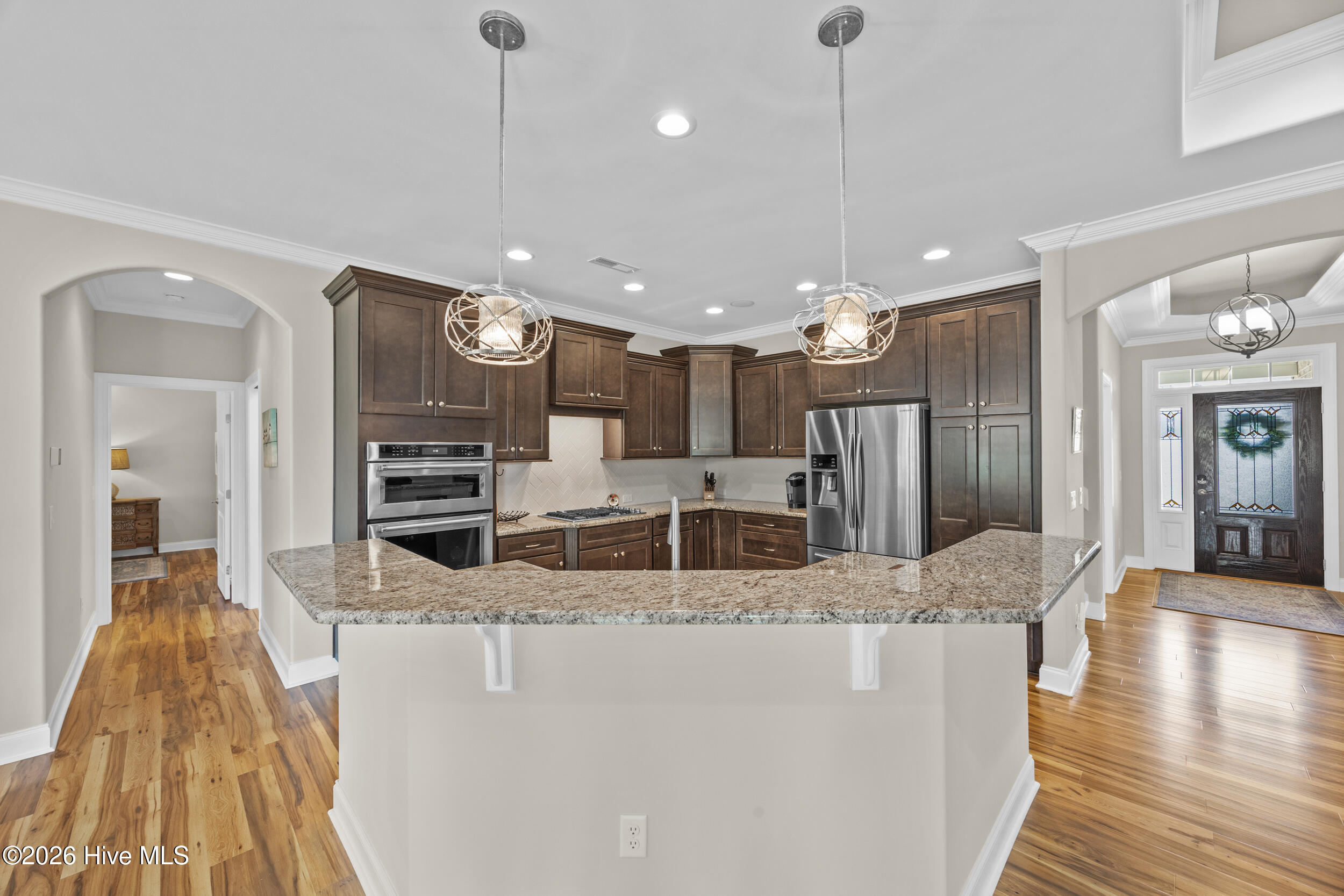 100566024 | Photo 13