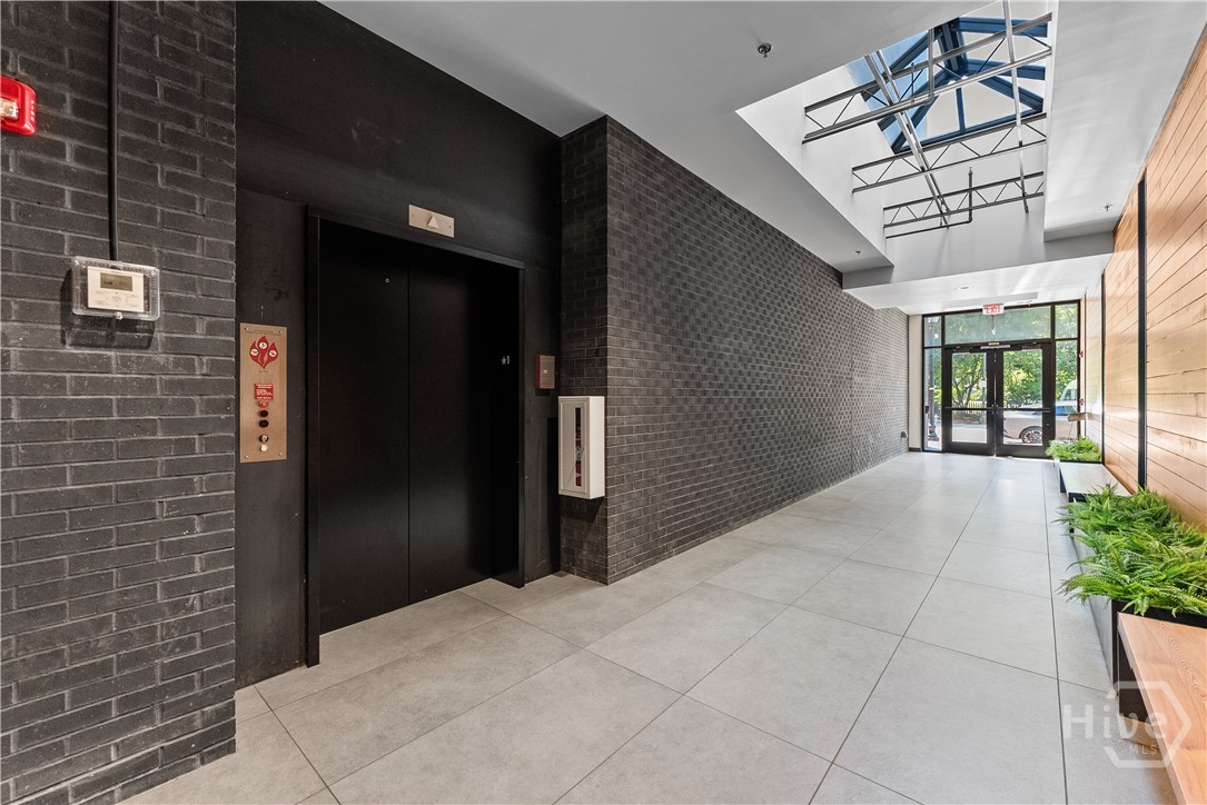 131 Broad Street E 301