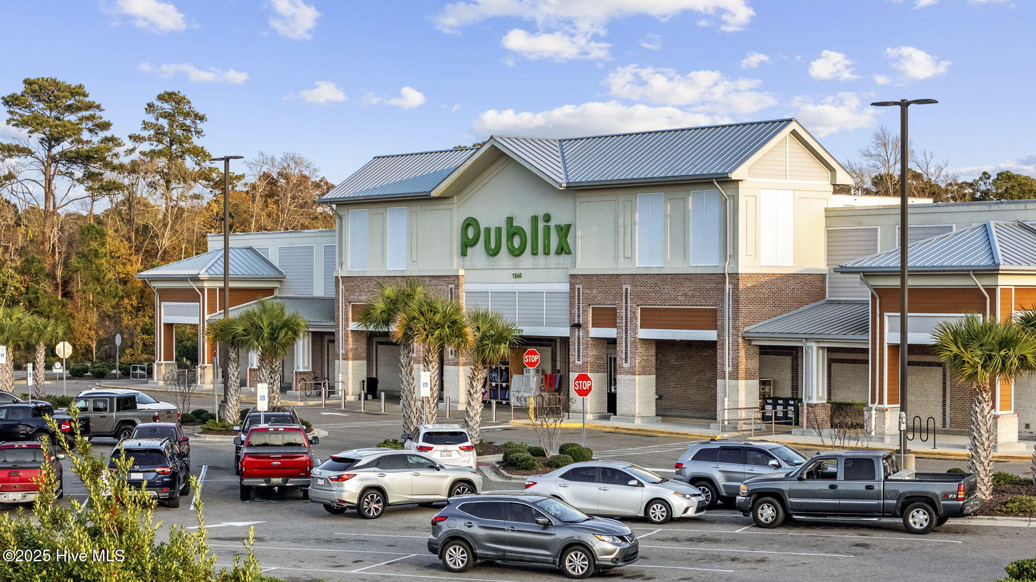 100544084 | Photo 70