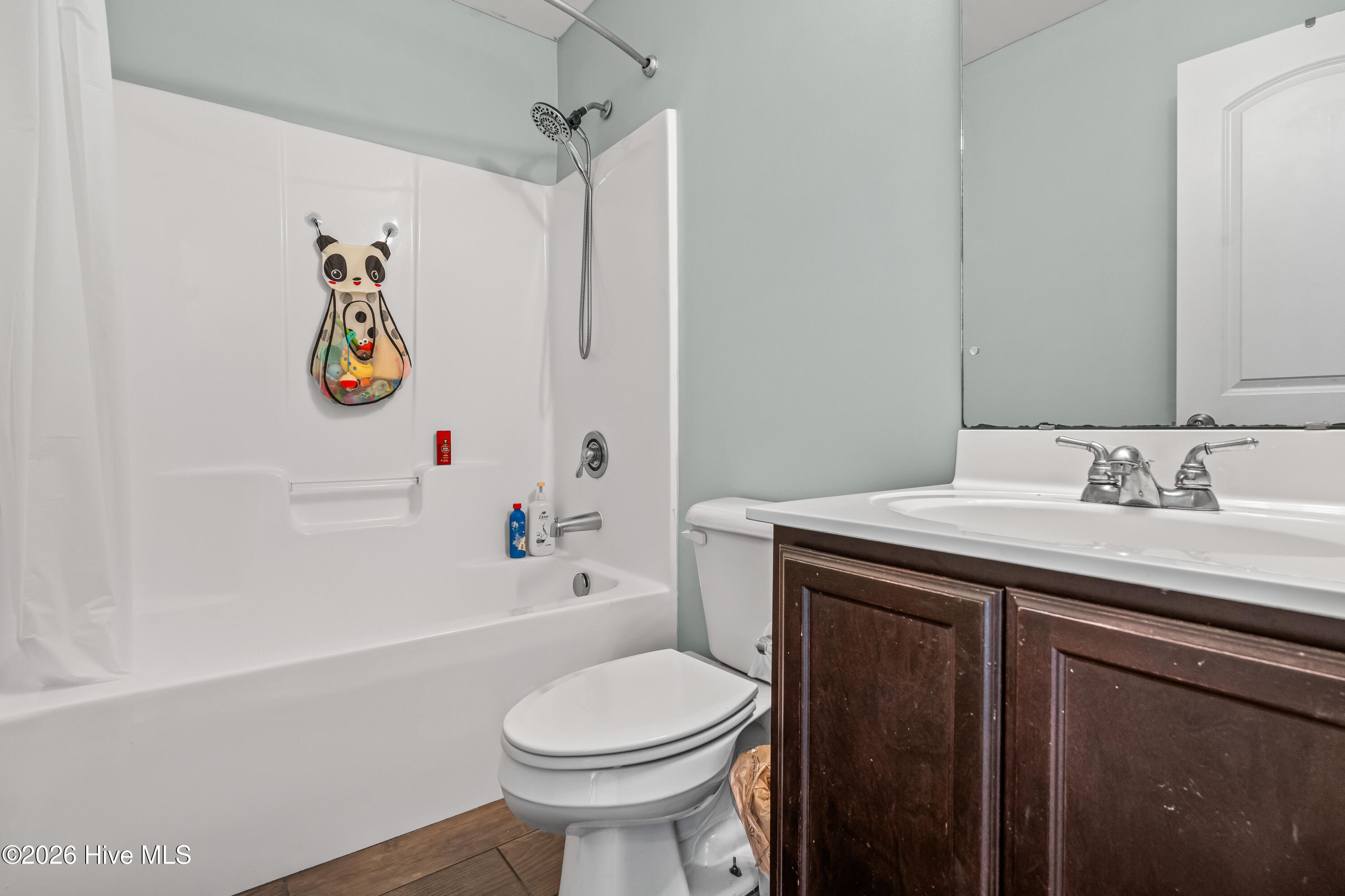 100562954 | Photo 18