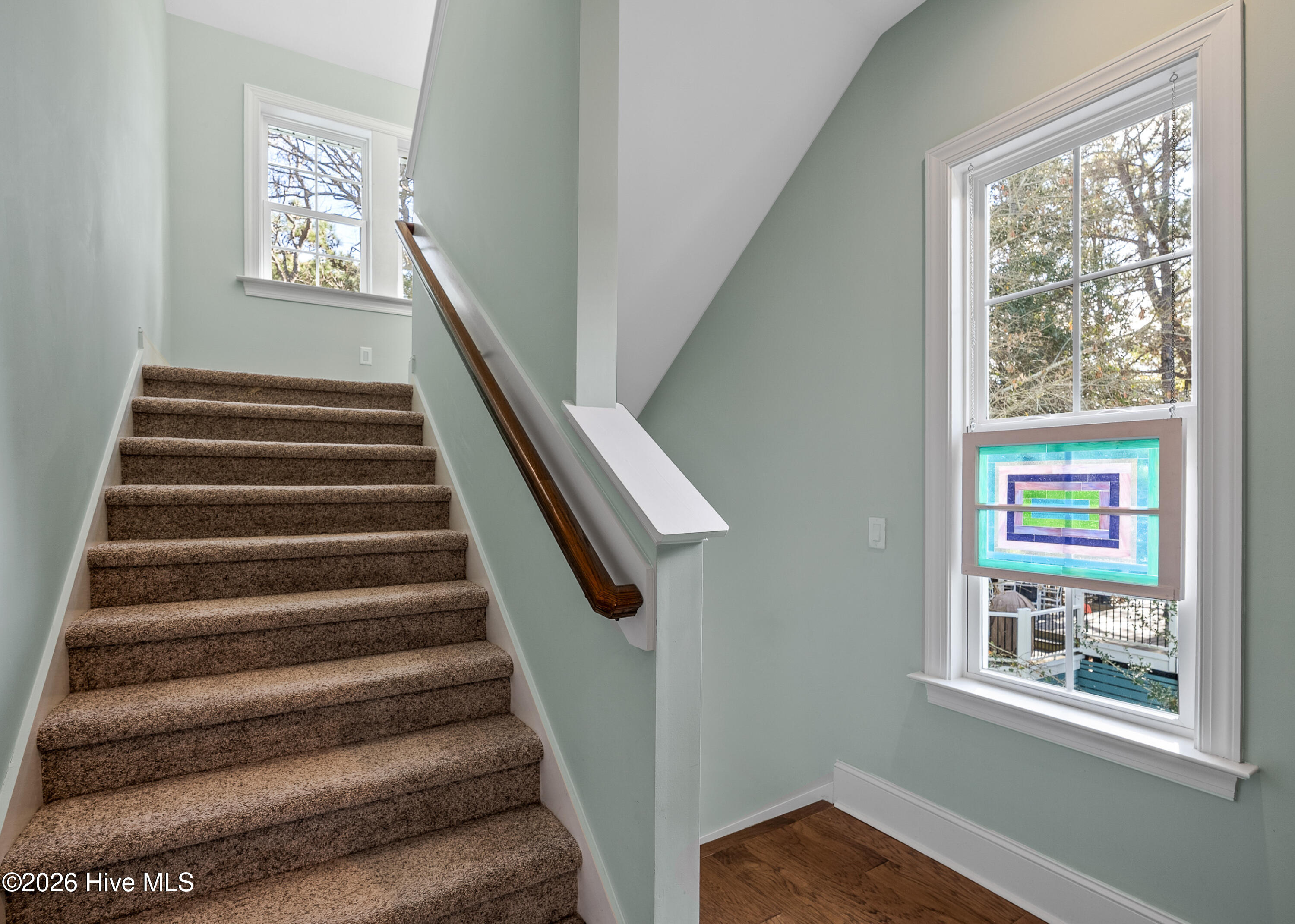 100550882 | Photo 38