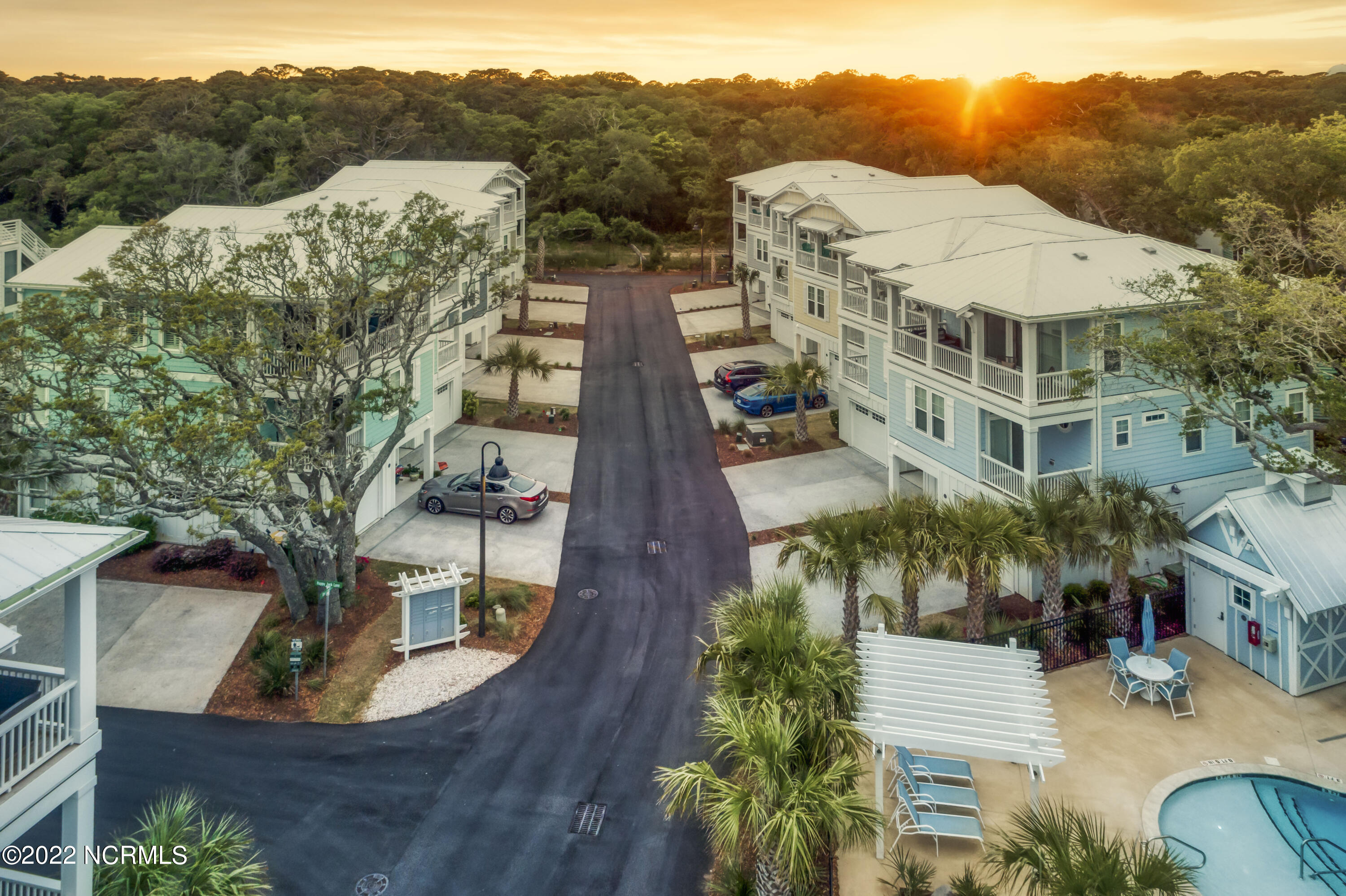 100555163 | Photo 17