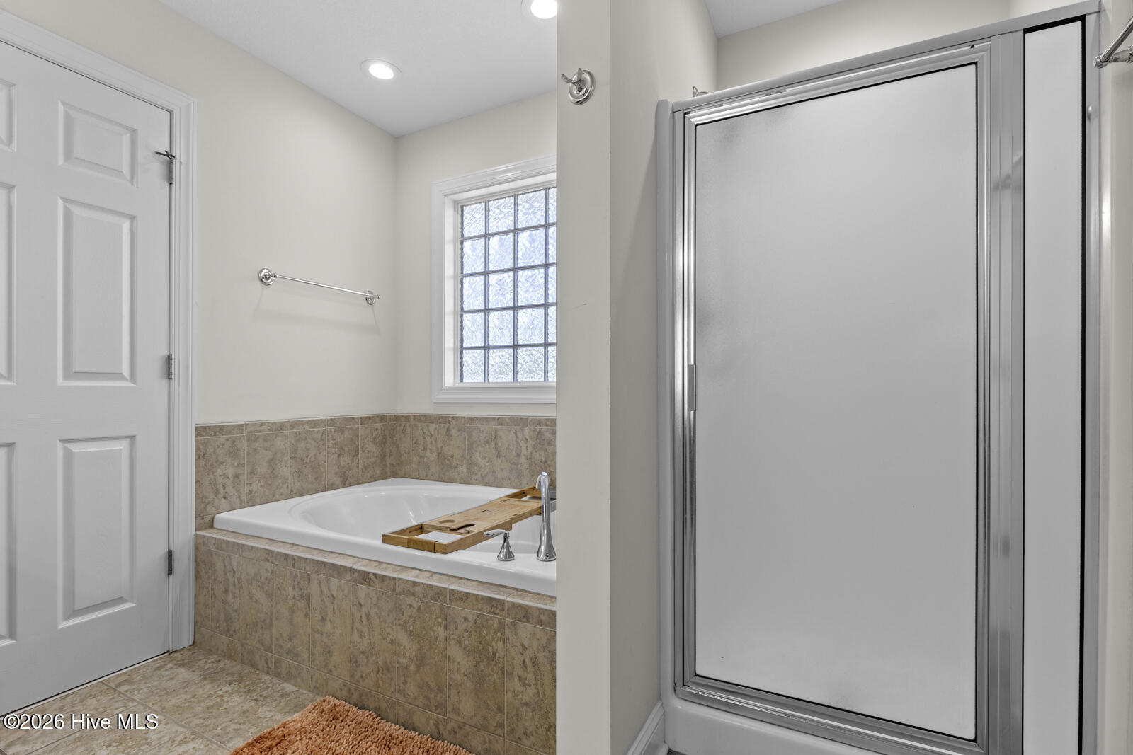 100564788 | Photo 23