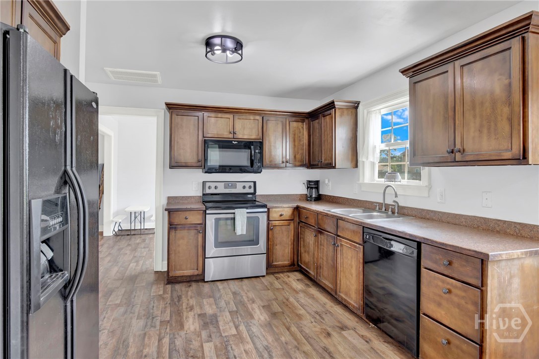 292 Forest Street NE, Ludowici, GA, 31316