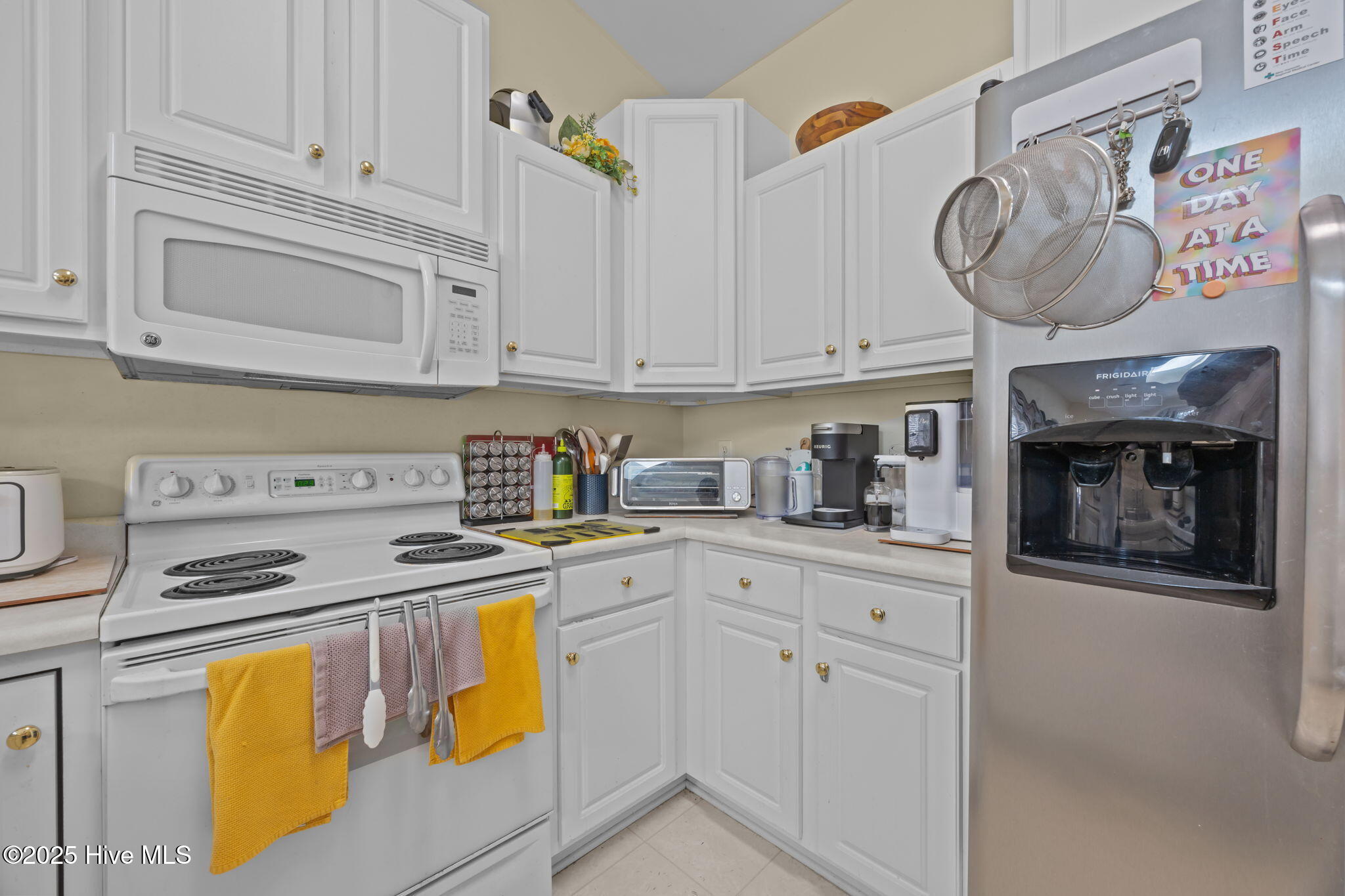 100532980 | Photo 13