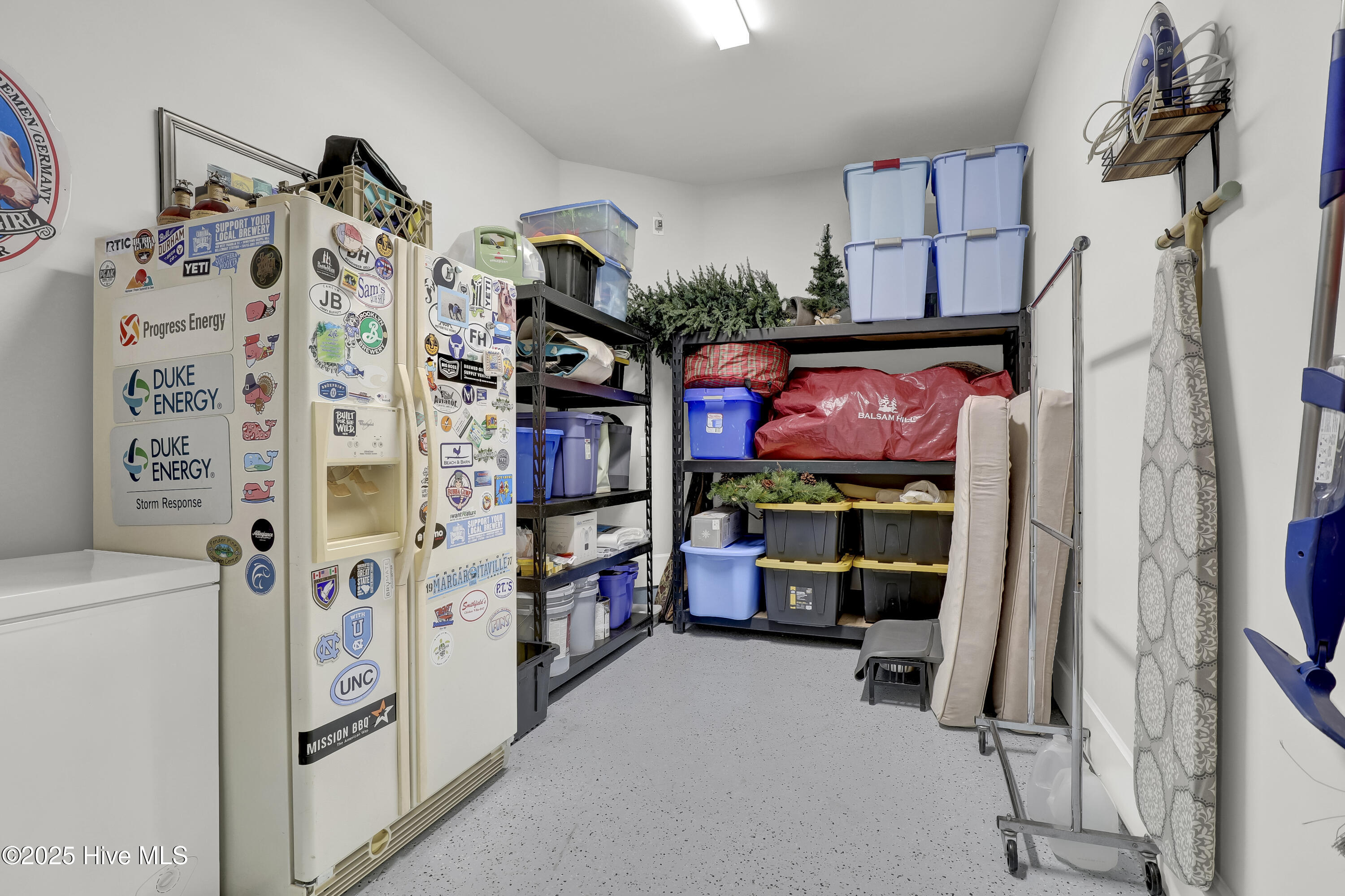 100557046 | Photo 26