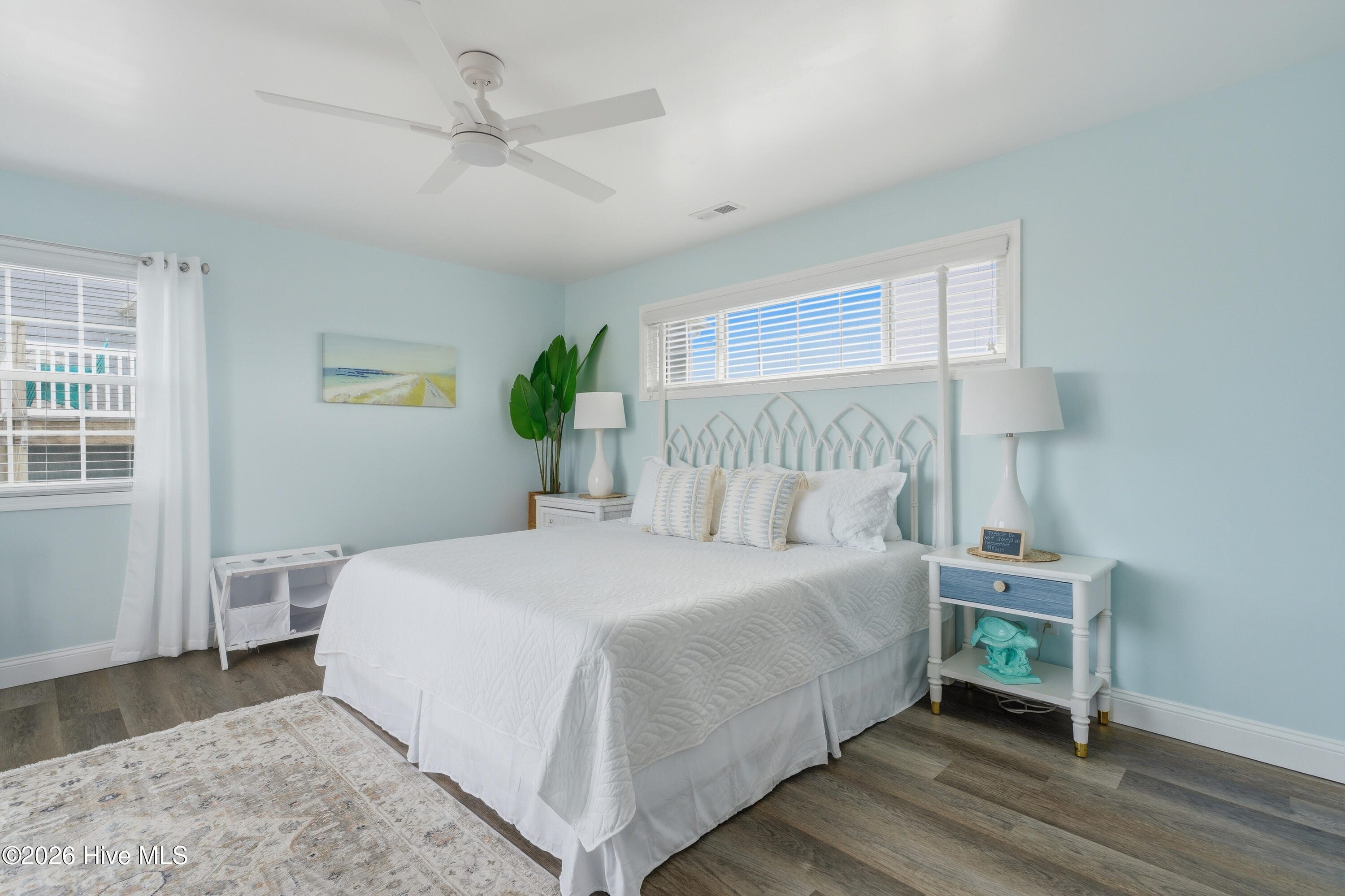 100559140 | Photo 26