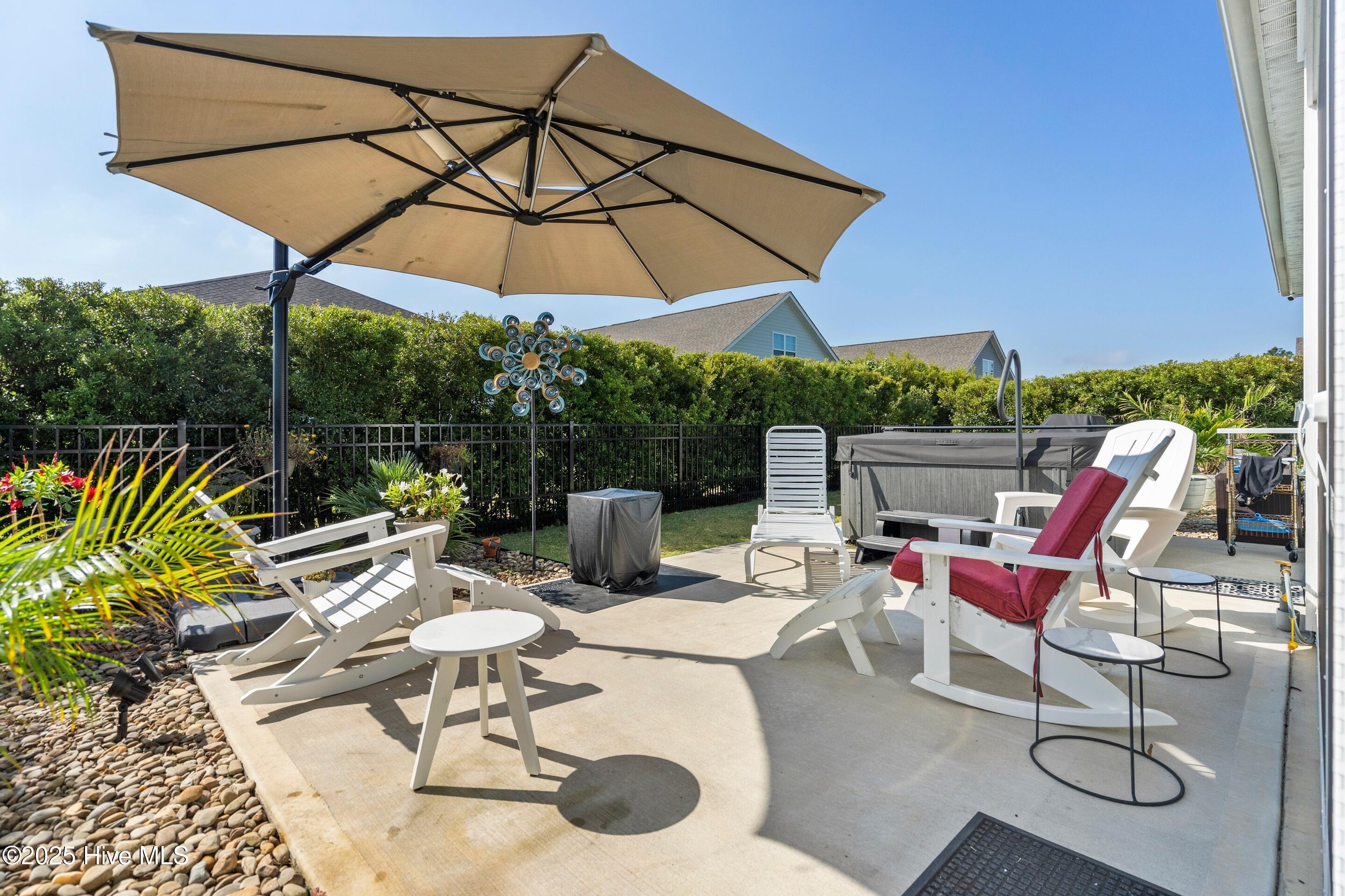 100531826 | Photo 46