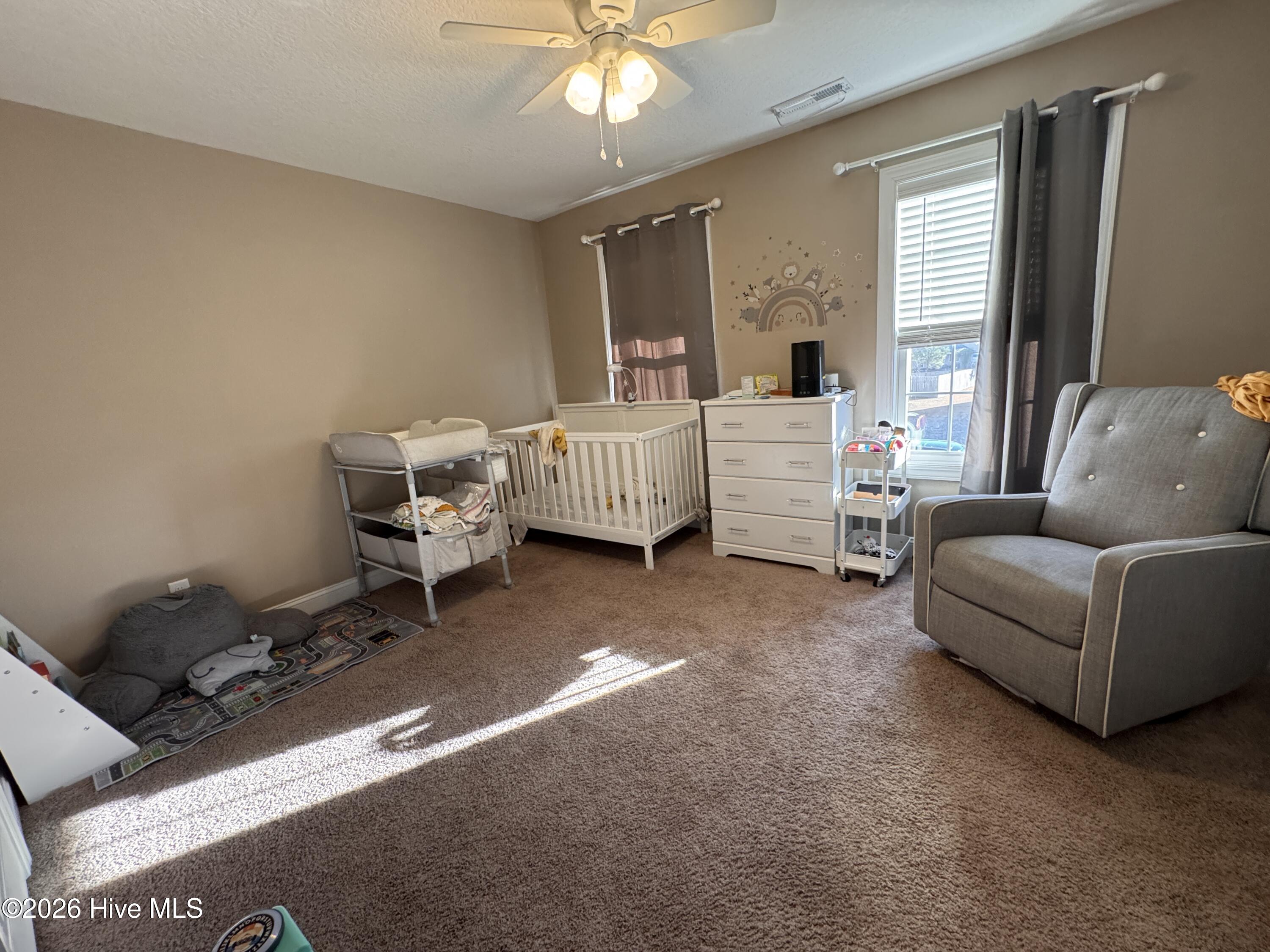 100551061 | Photo 12