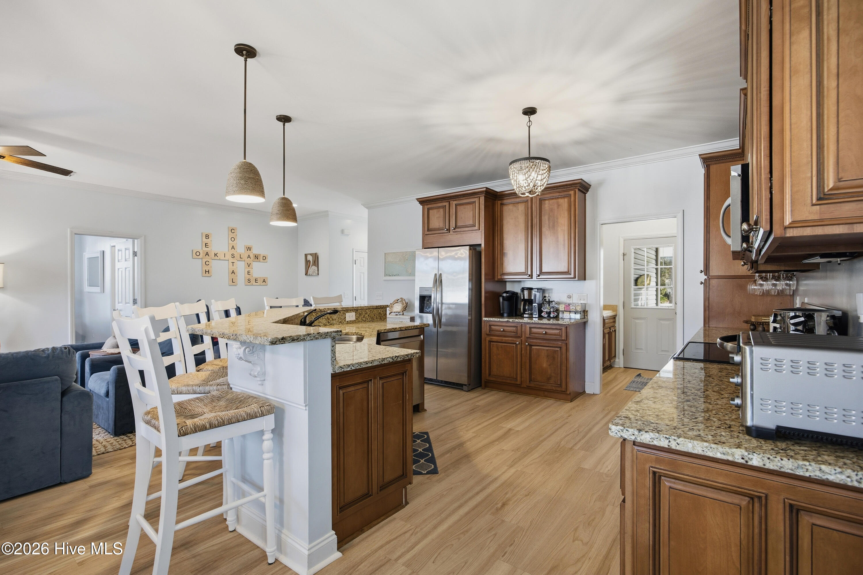 100552701 | Photo 16