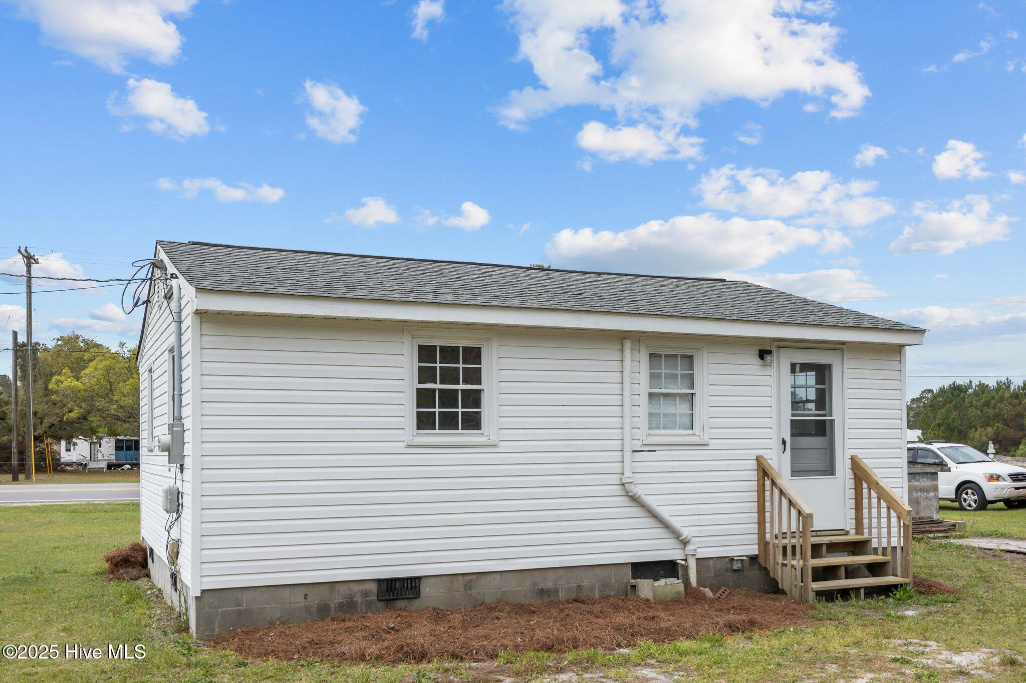 100499263 | Photo 32