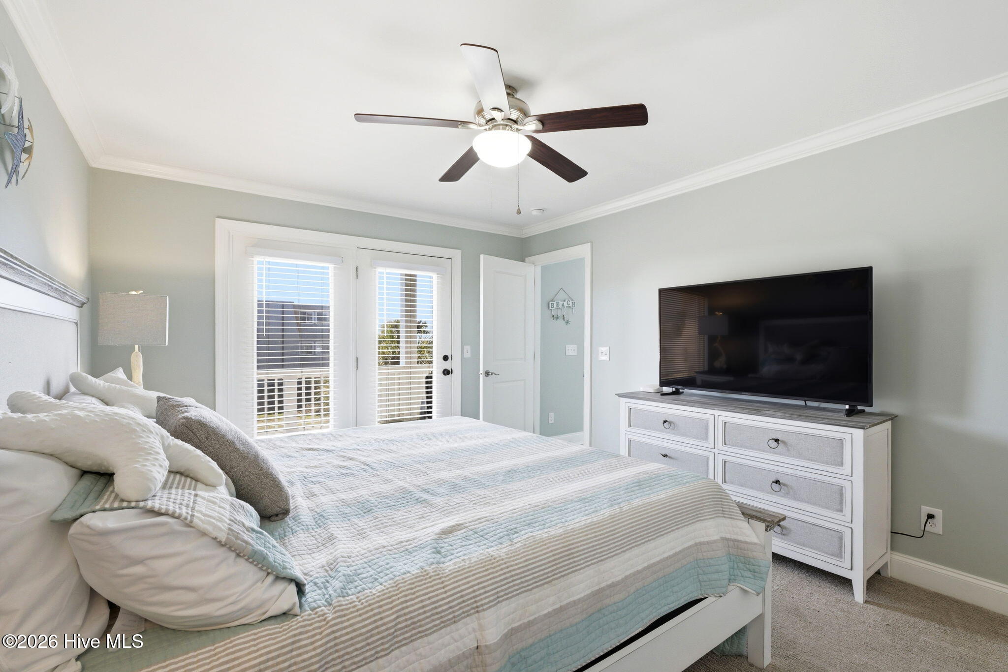 100559880 | Photo 31