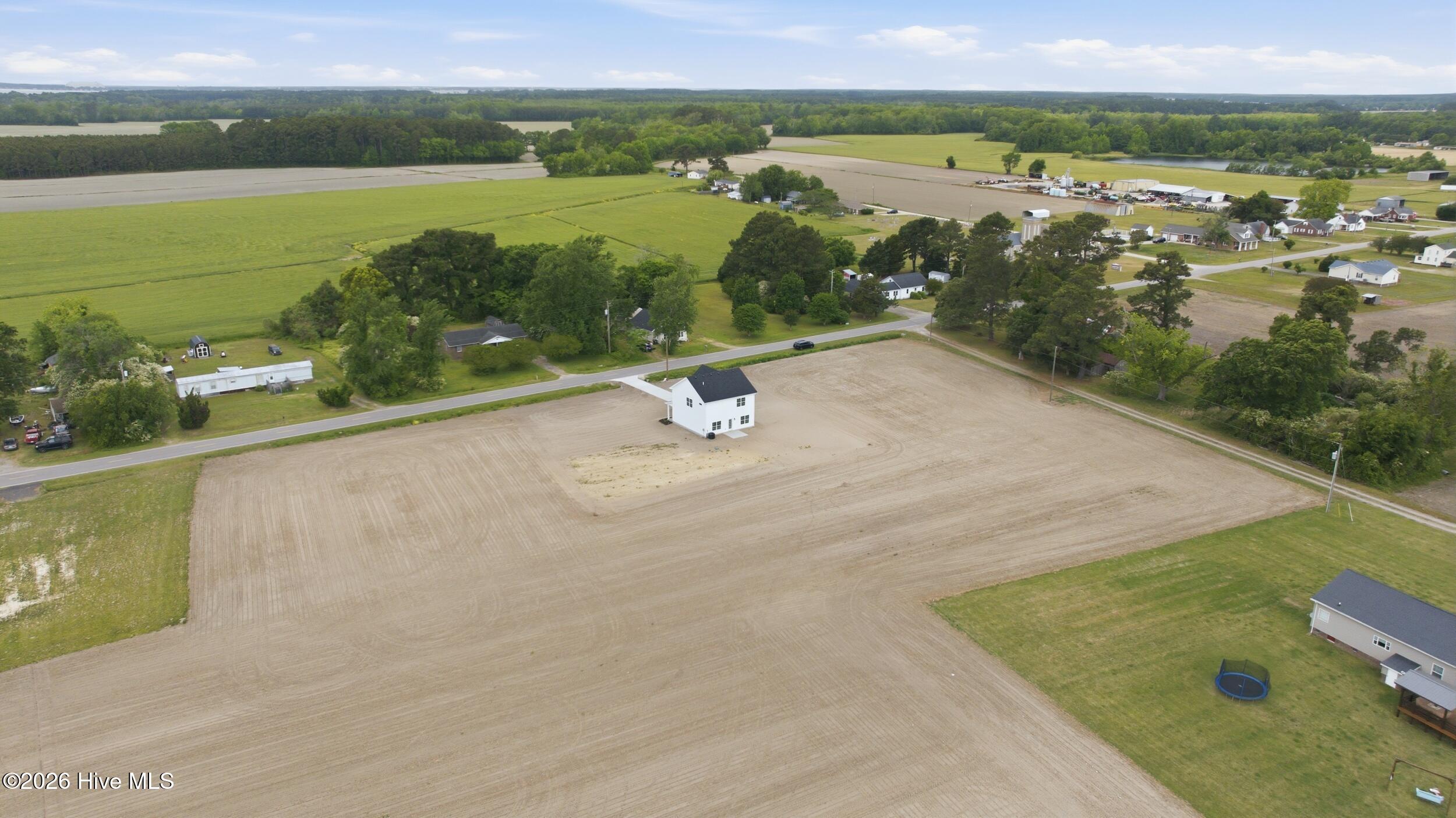29_dji_20260506233859_0005_d