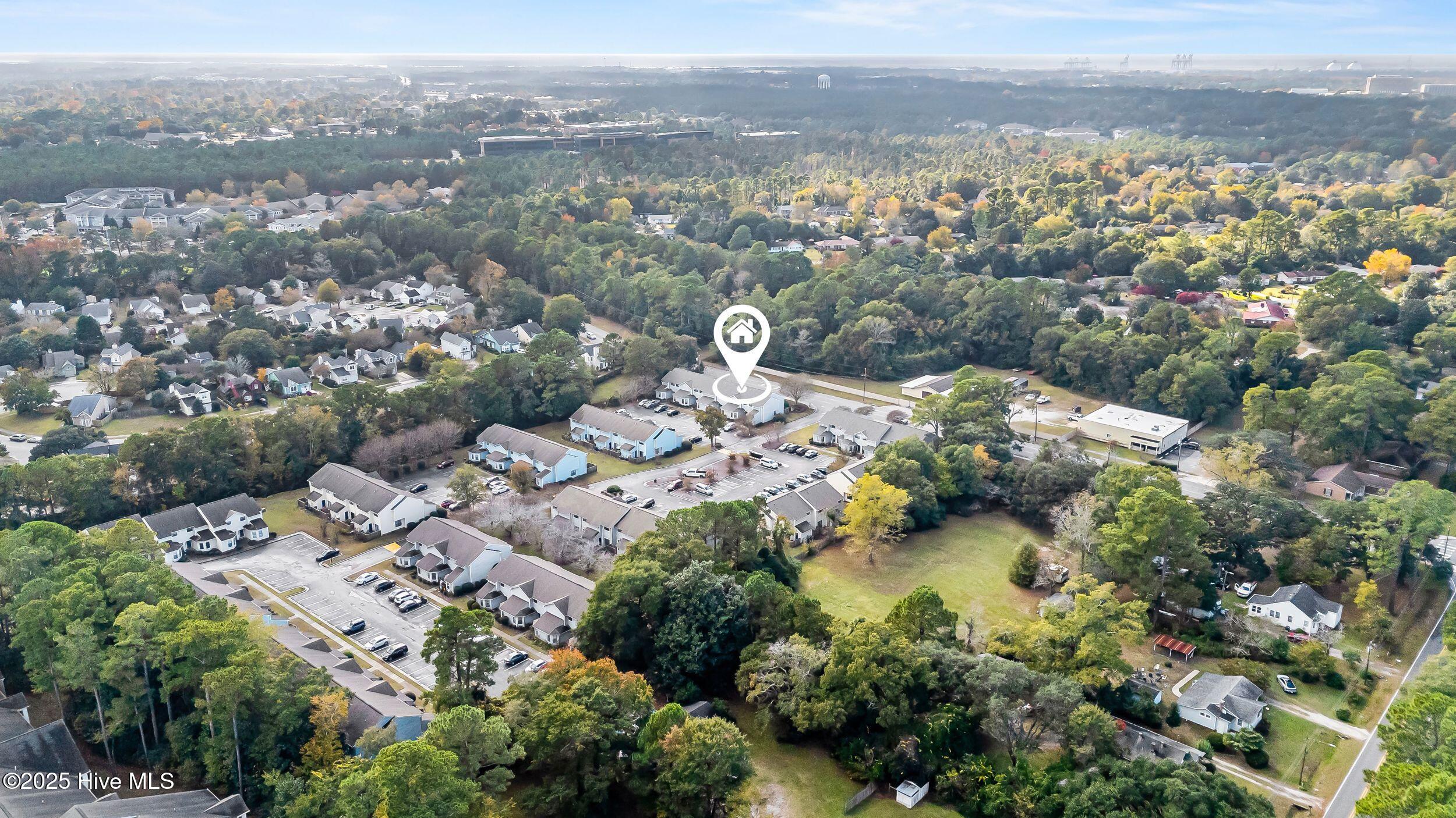 100540699 | Photo 39