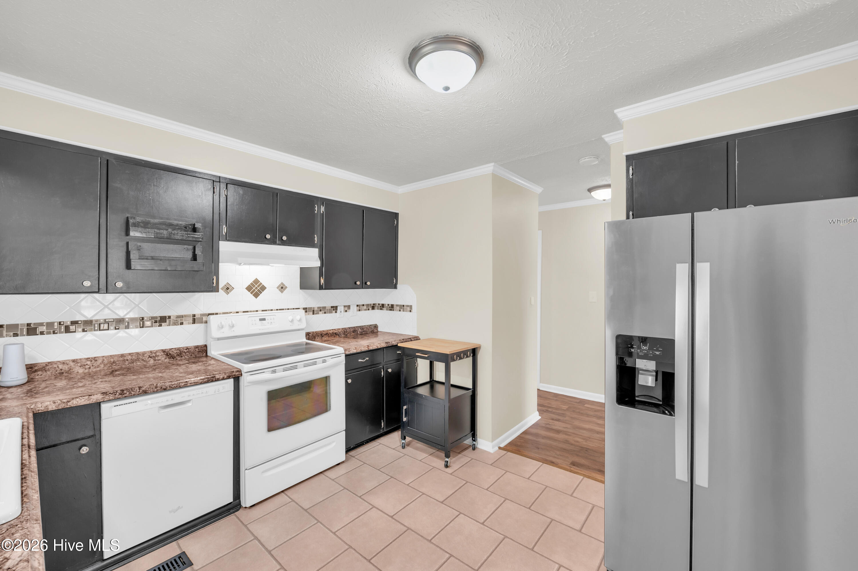 100547625 | Photo 12