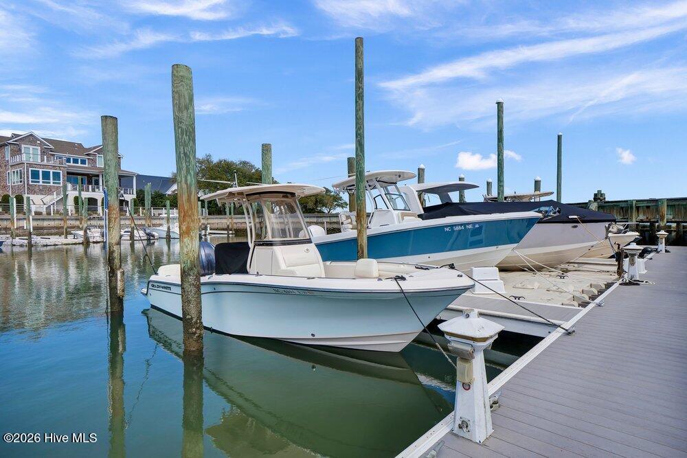 100559715 | Photo 68