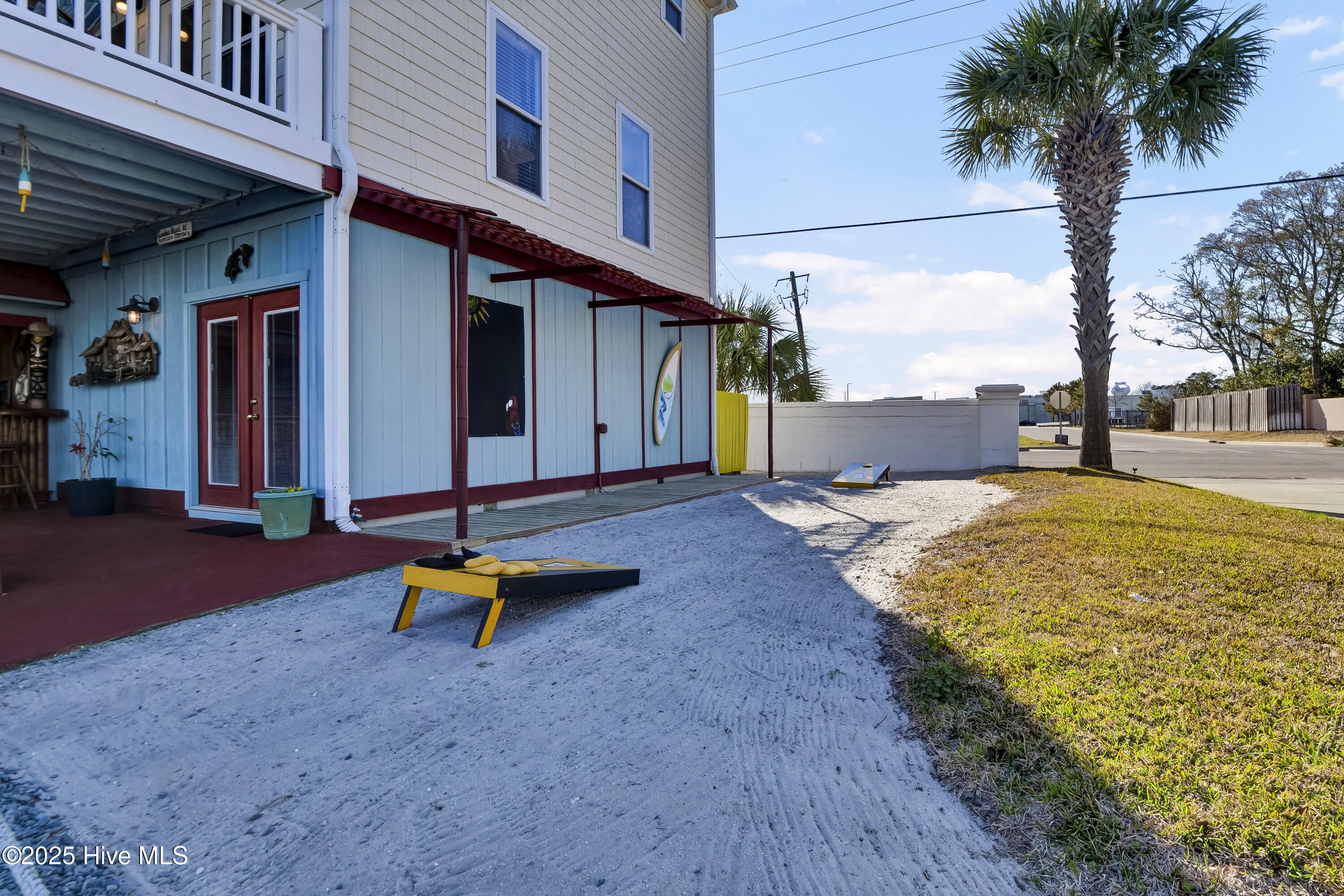 100497628 | Photo 45