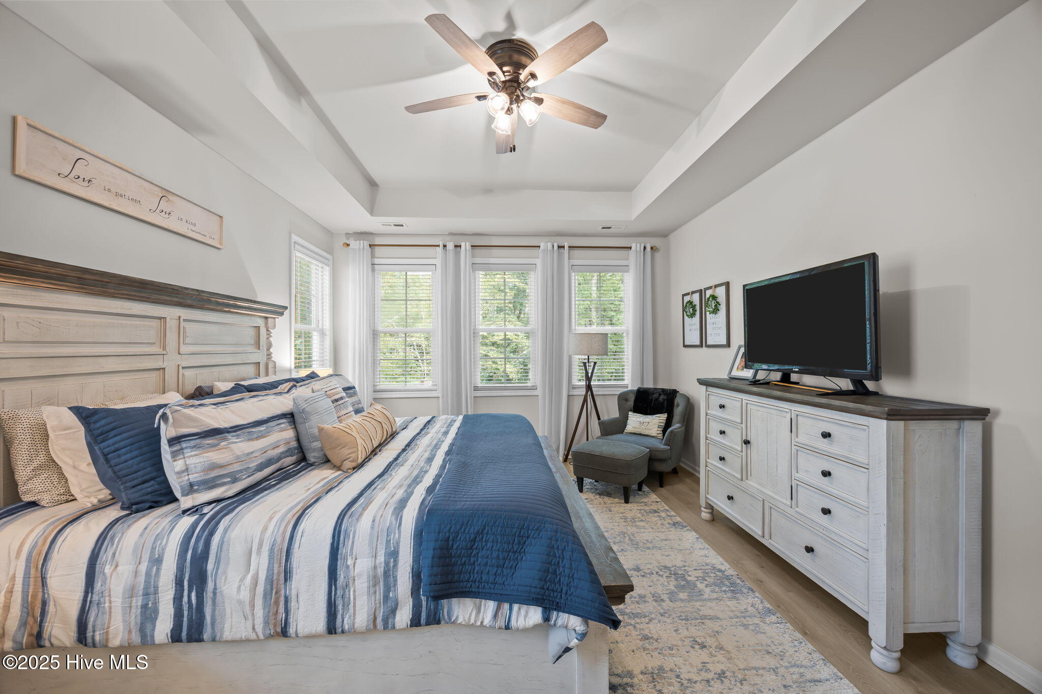 100535538 | Photo 22