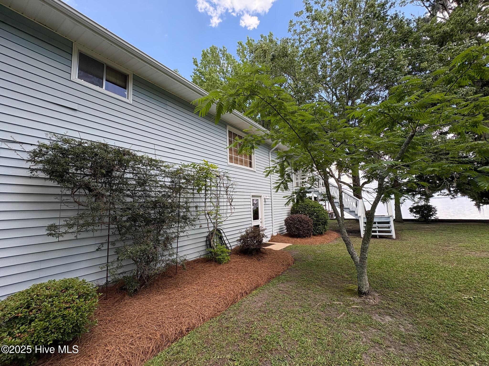 Homes for sale in Lake Waccamaw, NC | 2810 Canal Cove Rd, Lake Waccamaw, NC 28450 | MLS# 100543685