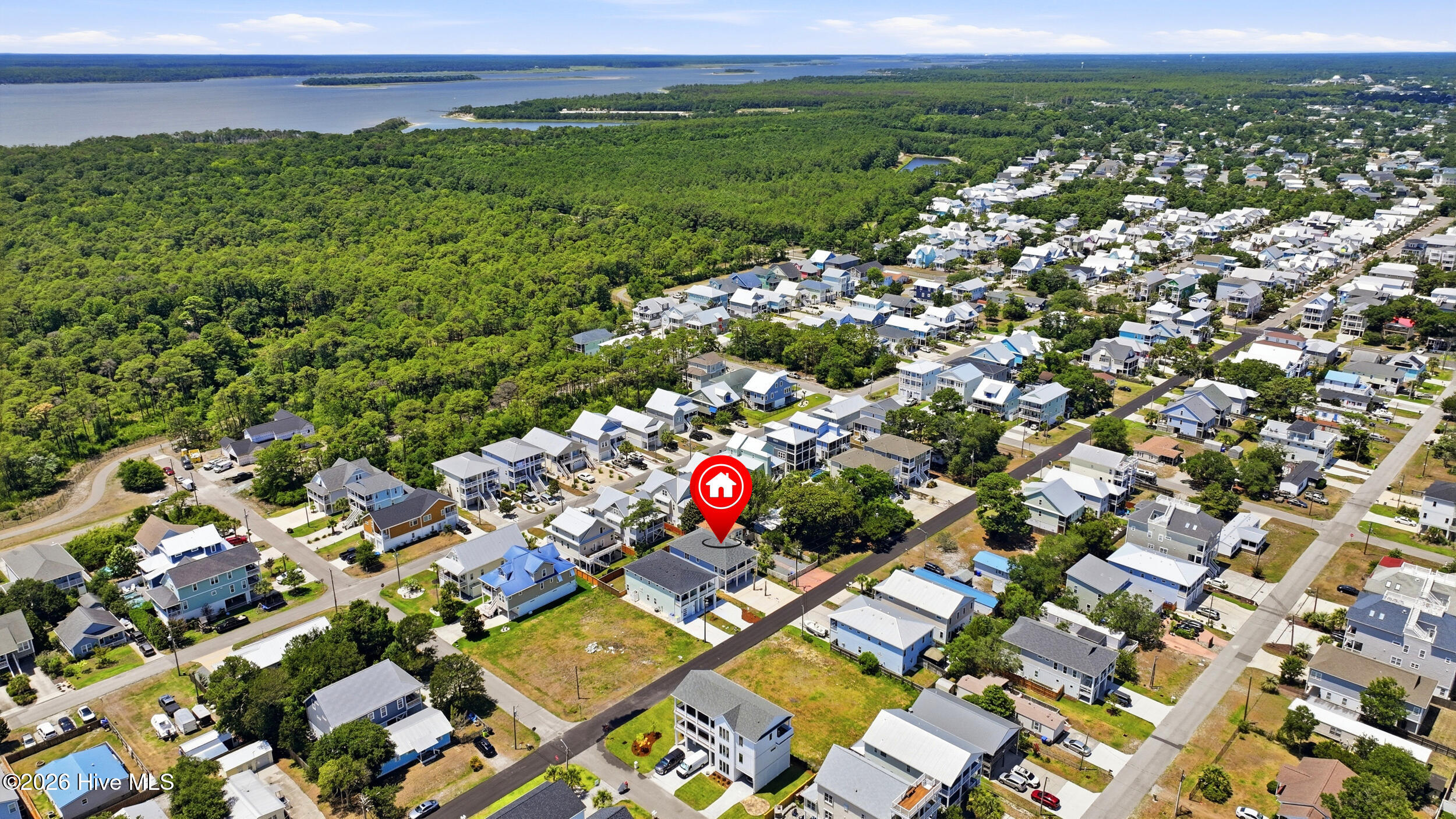 100545862 | Photo 66