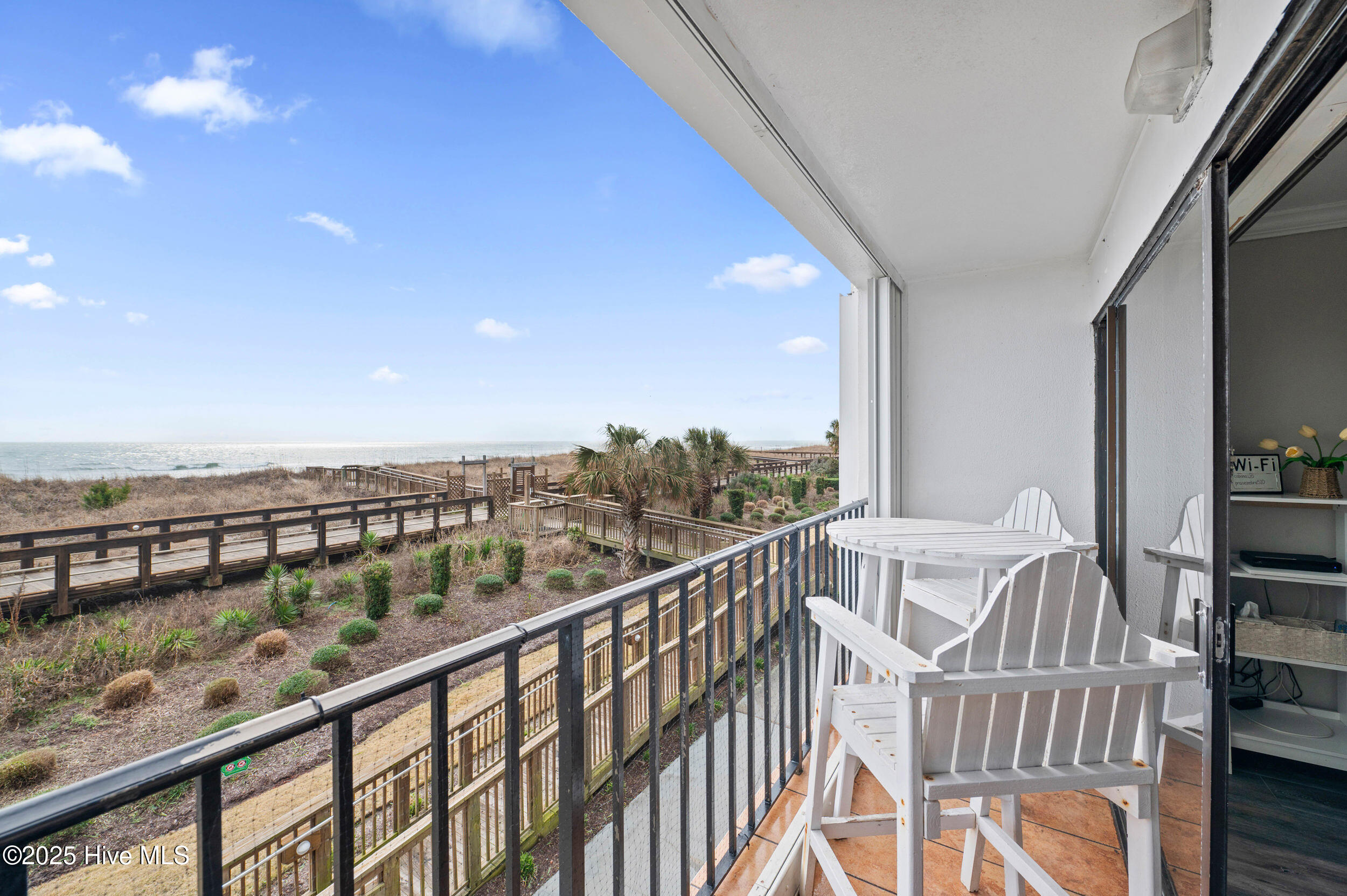 100490591 | Photo 37