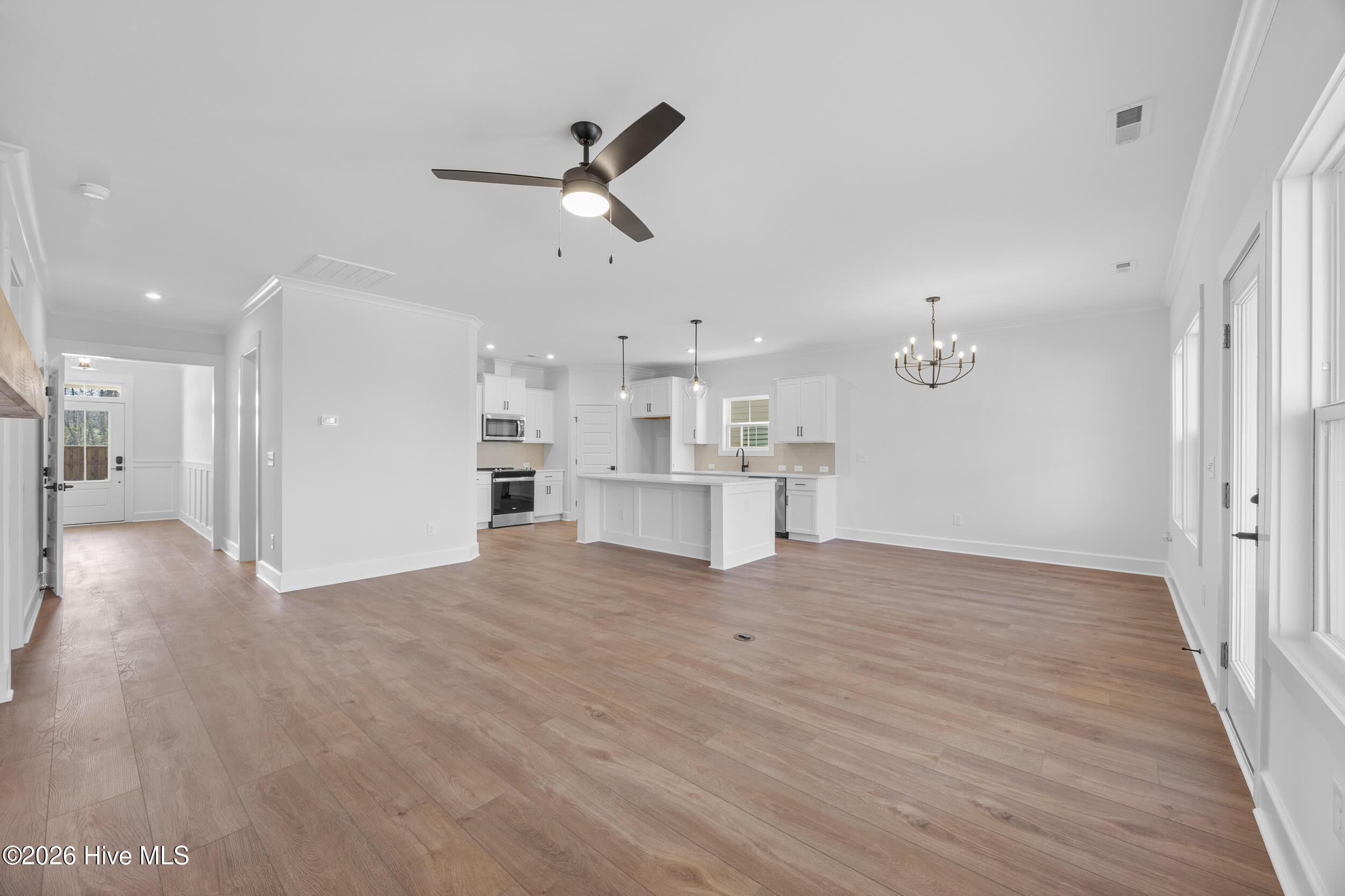 100539836 | Photo 19