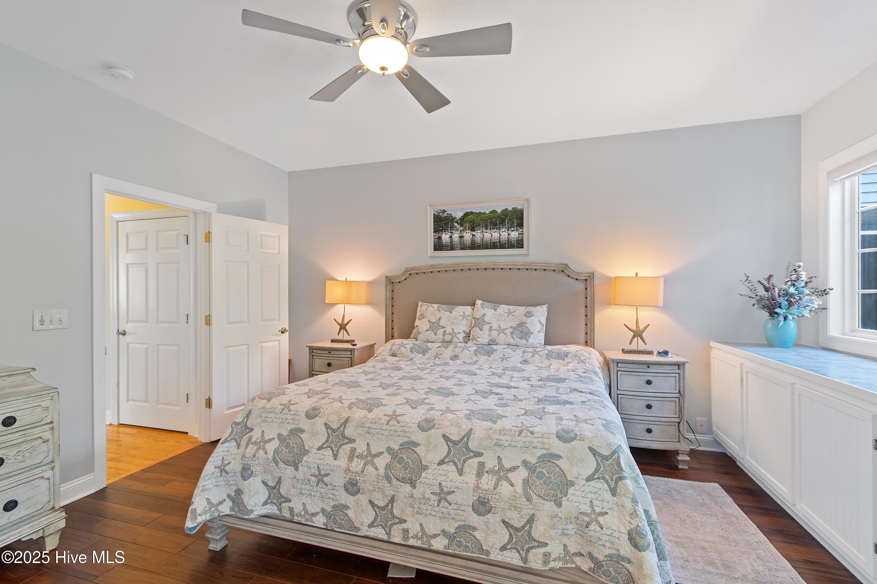 100533940 | Photo 31