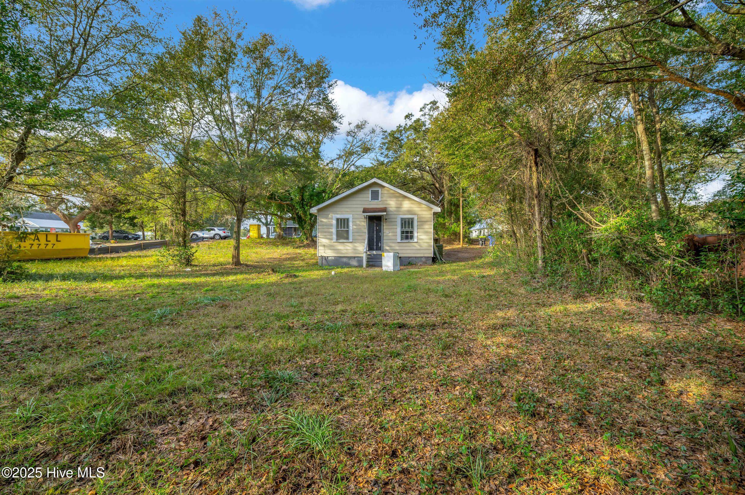 100545934 | Photo 15