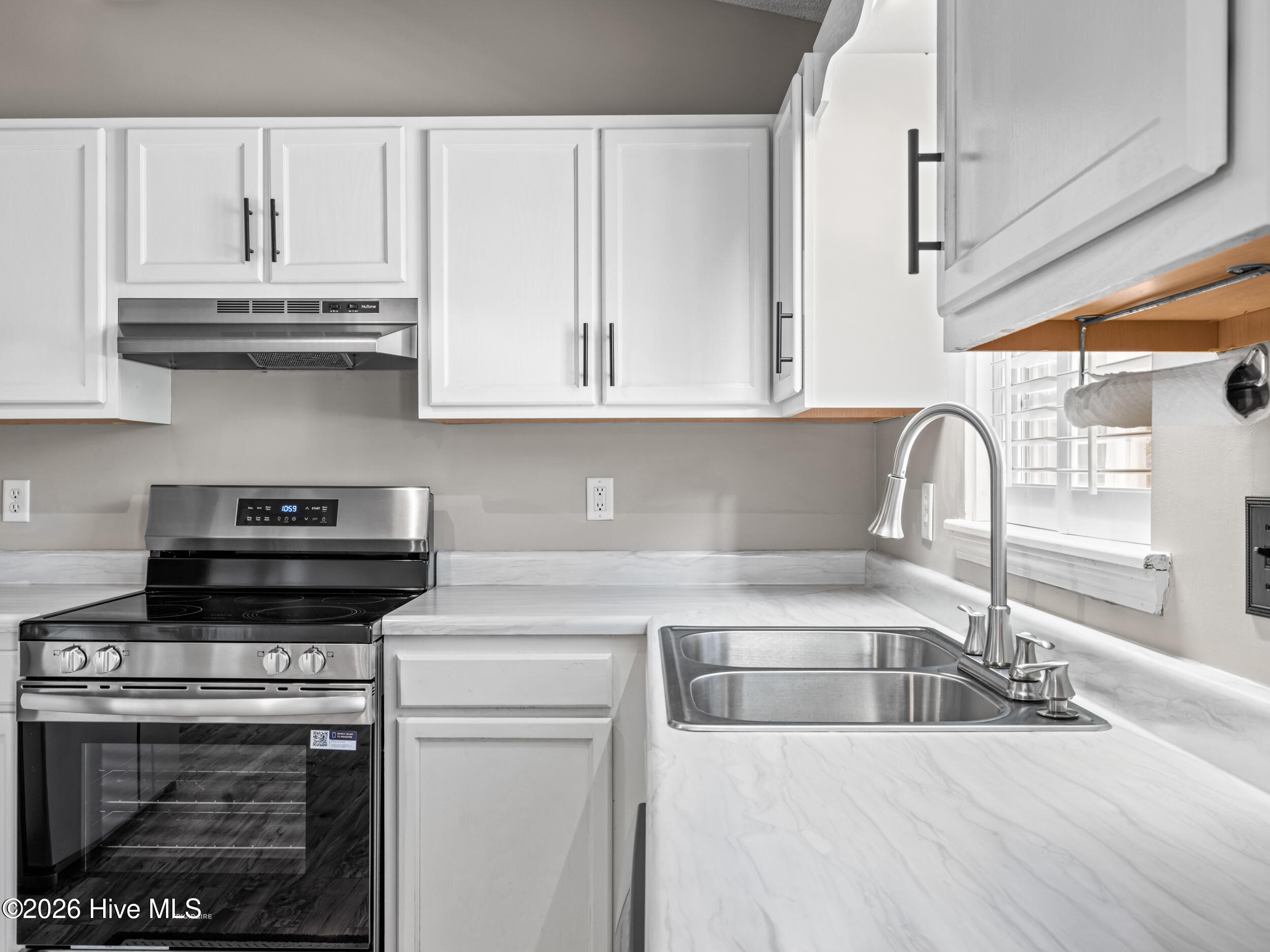 100547559 | Photo 20