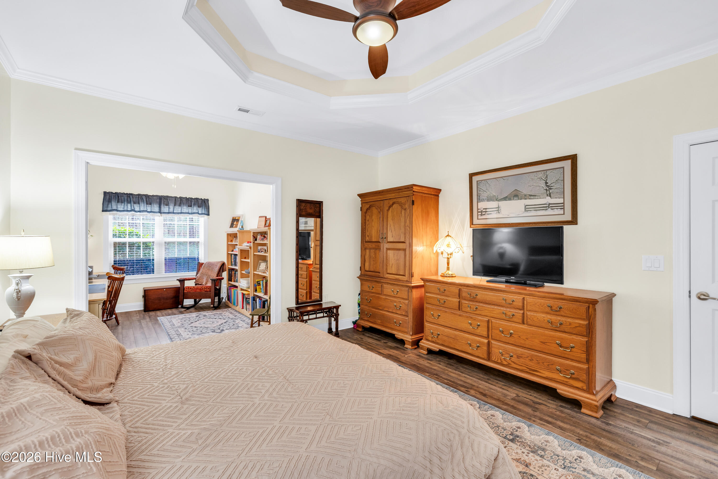 100550739 | Photo 23