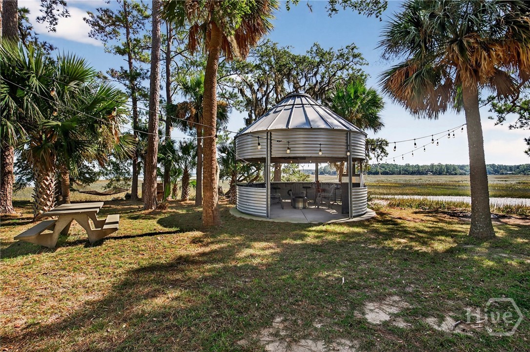 Outdoor Fire Pit/Grilling Gazeebo