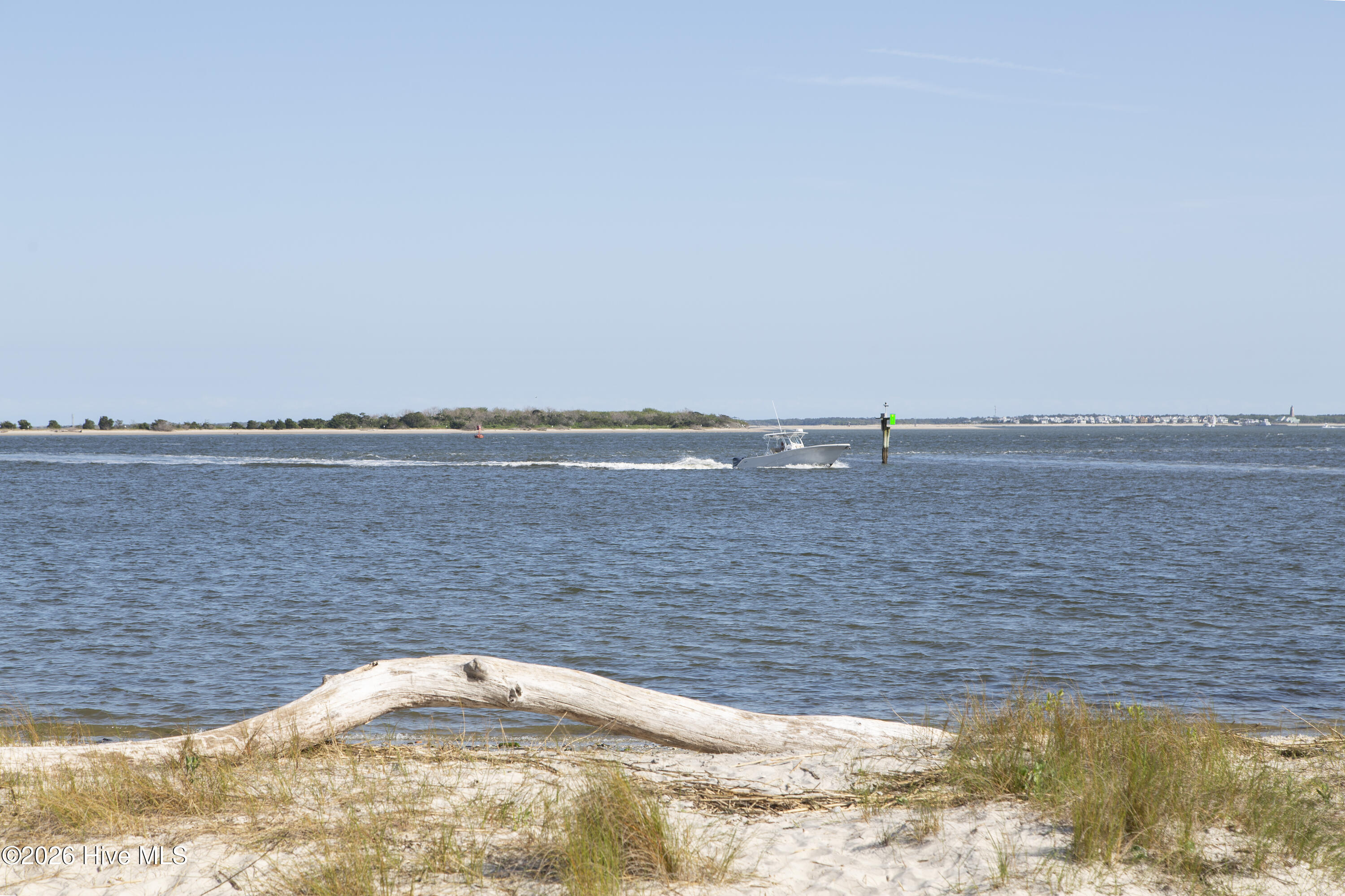 100565377 | Photo 38