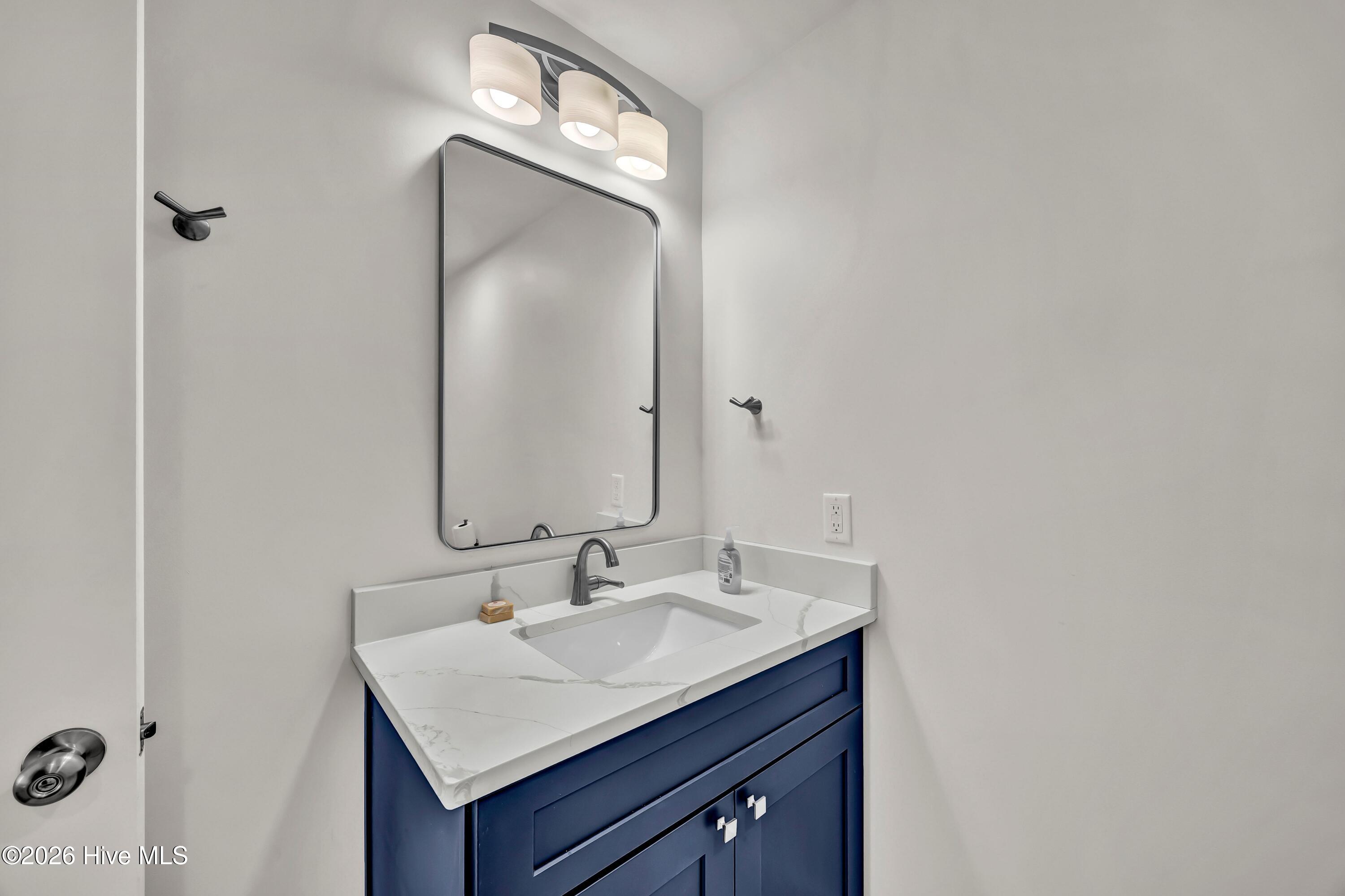 100554666 | Photo 20