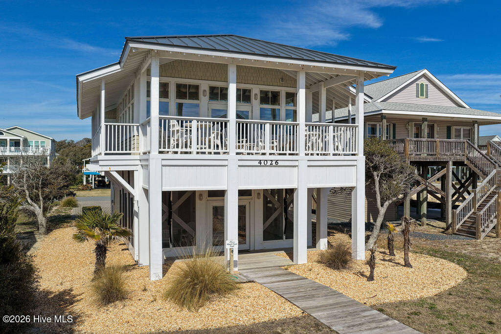 100558848 | Photo 59