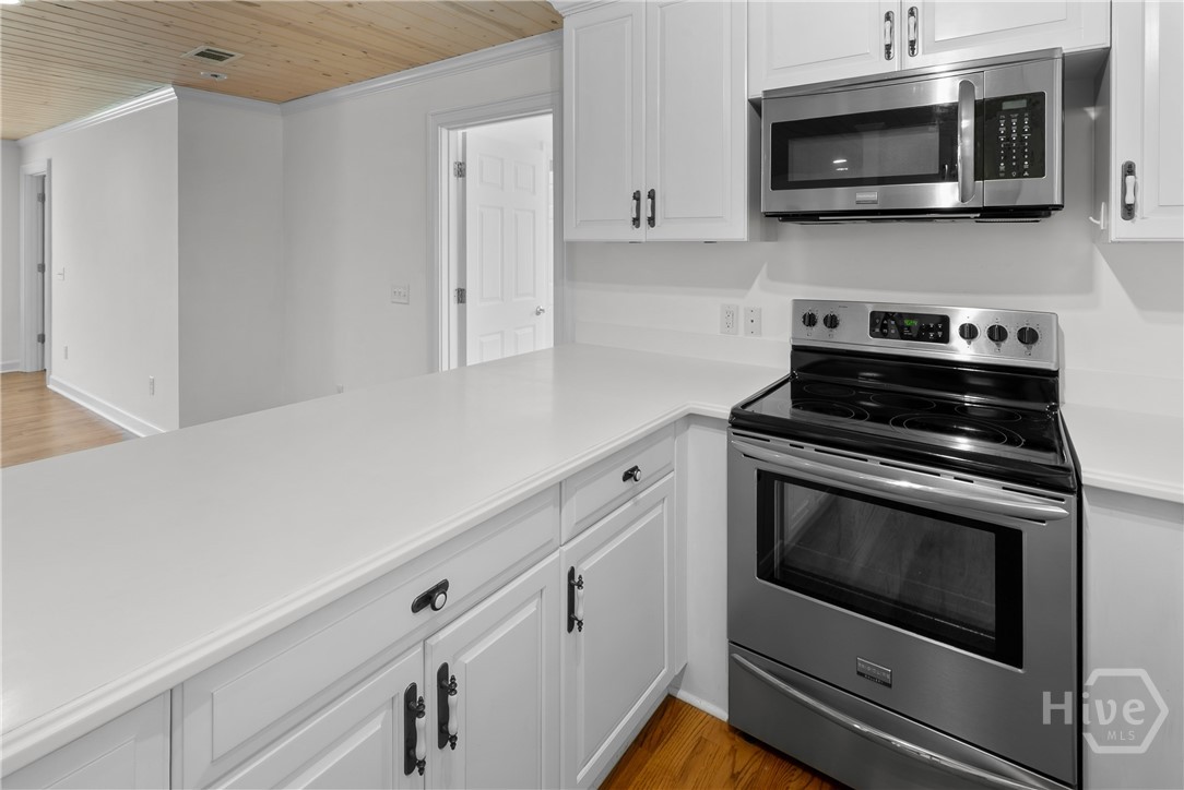 Counter space galore
