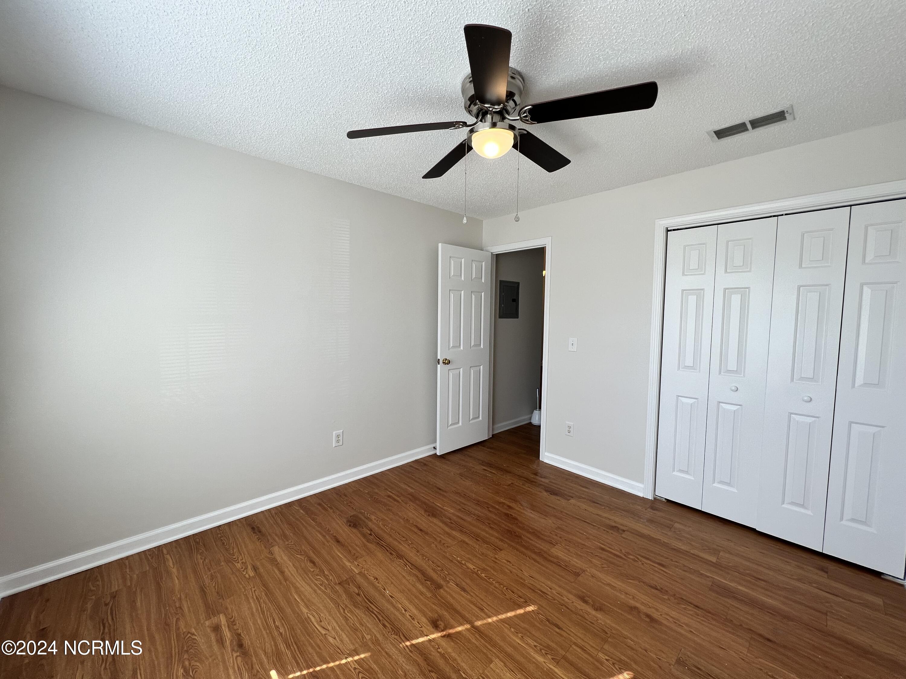 100558734 | Photo 10