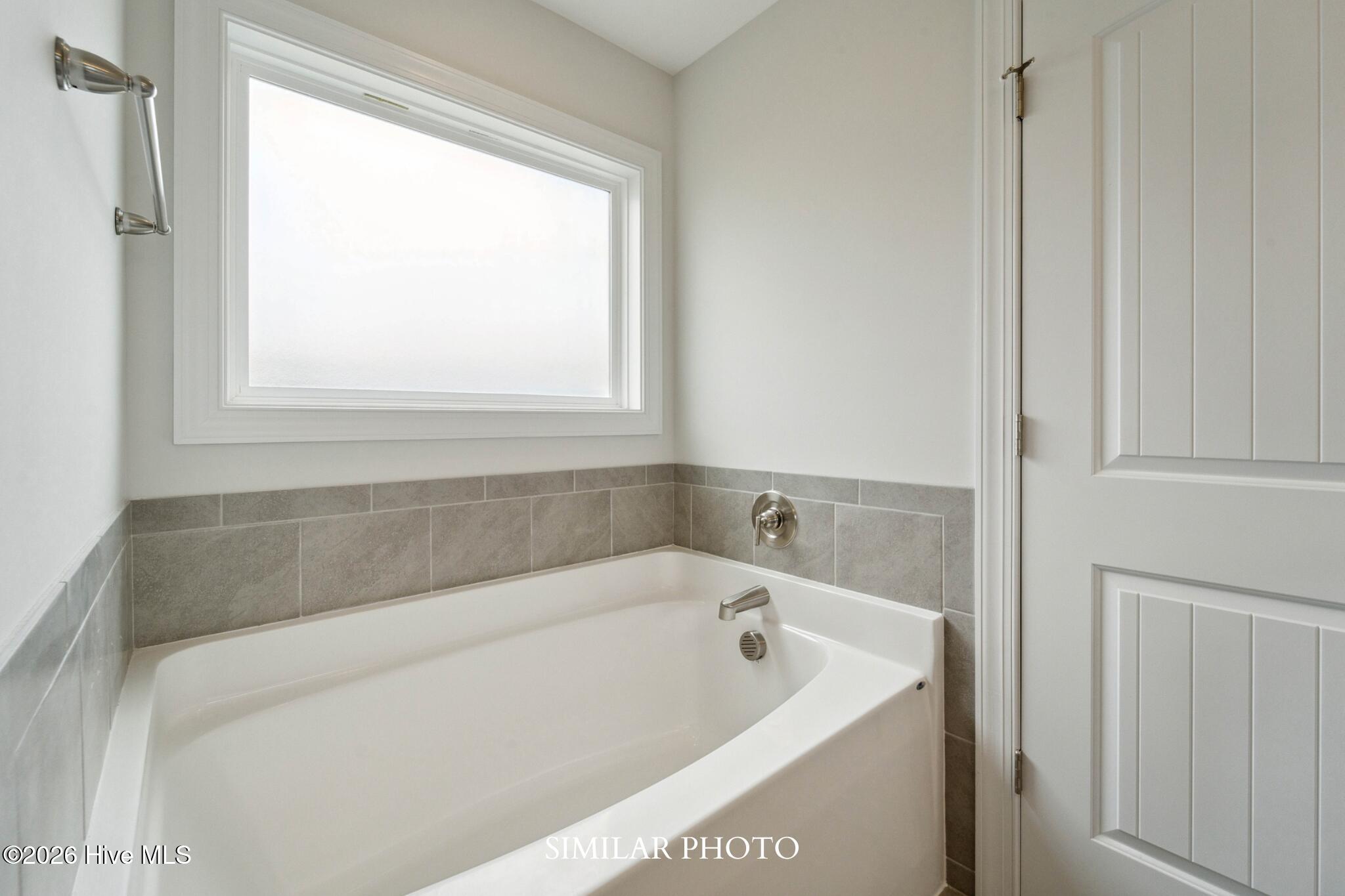 100561263 | Photo 21