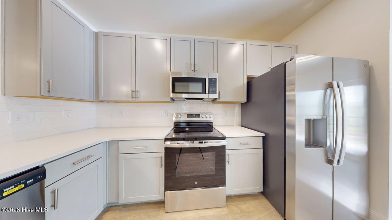 211-N-Alma-Street-09212026_210714