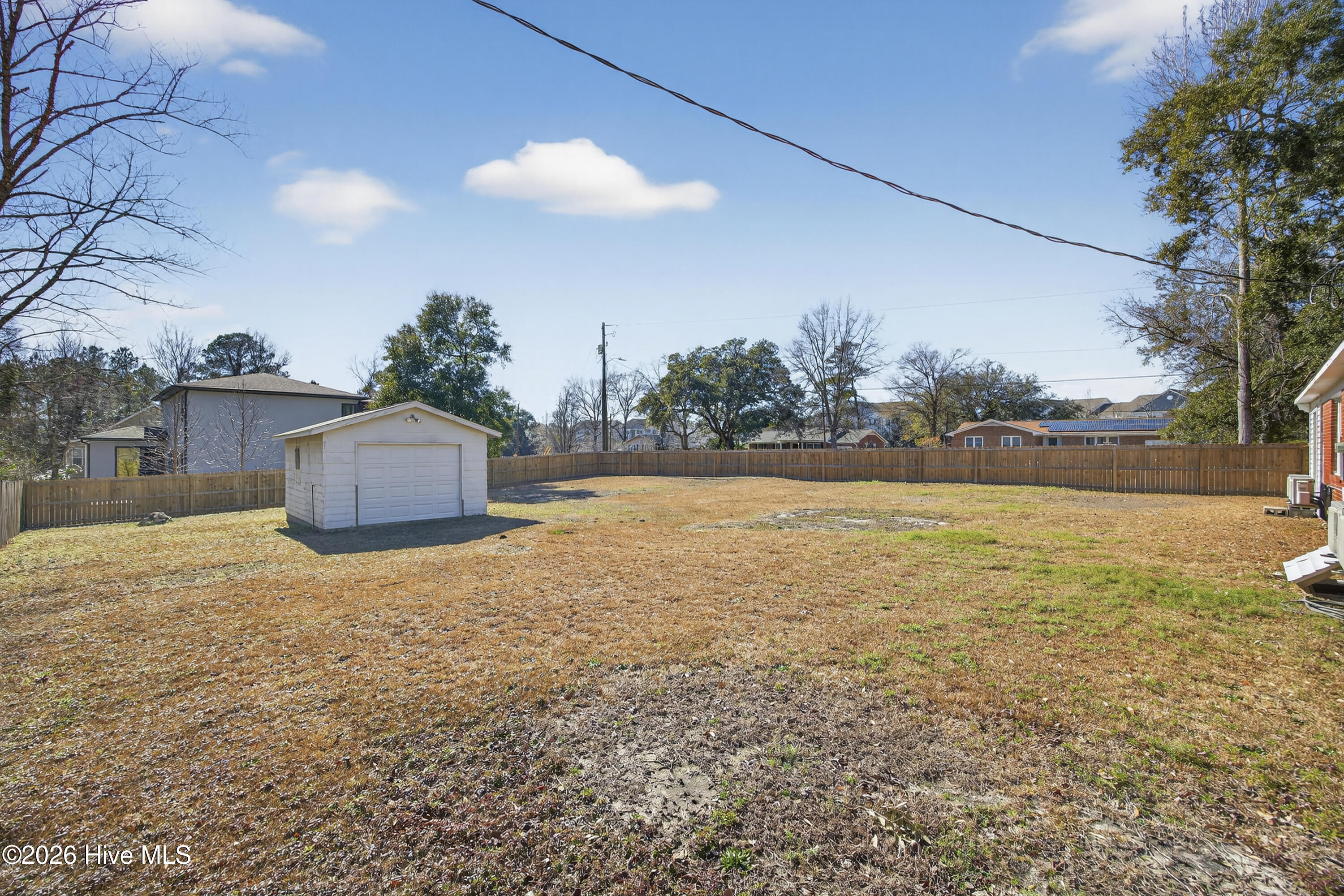 100536383 | Photo 25