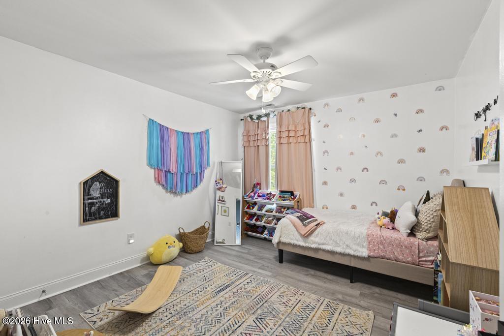 100565258 | Photo 23