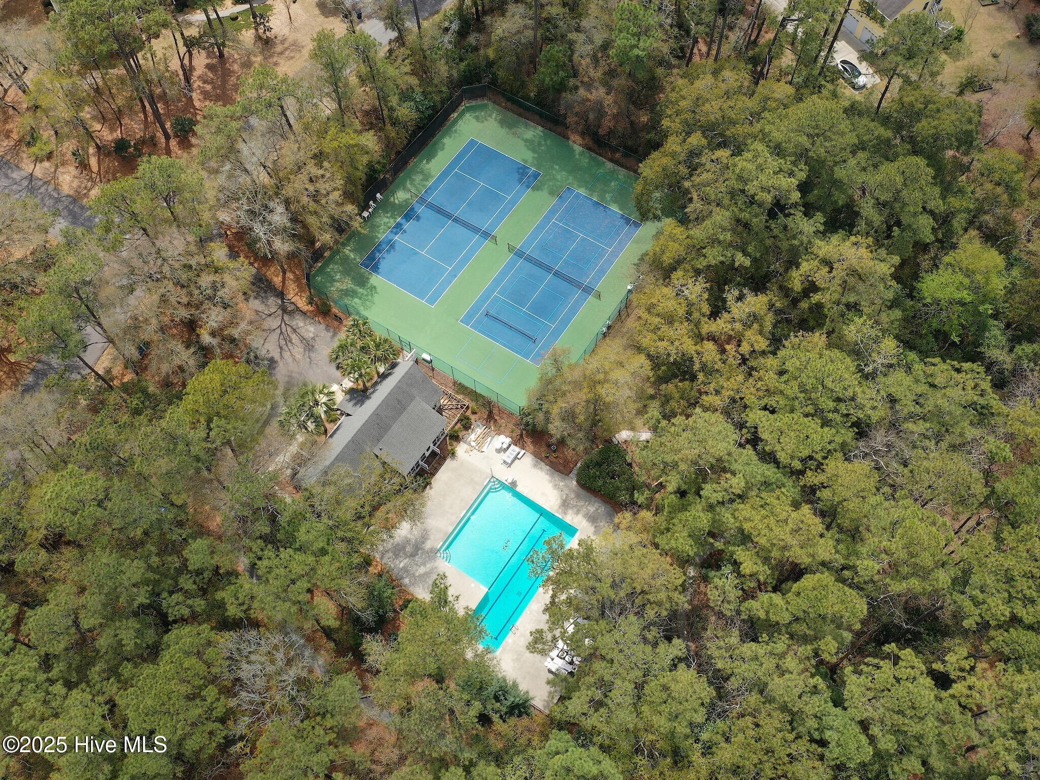 100504796 | Photo 68