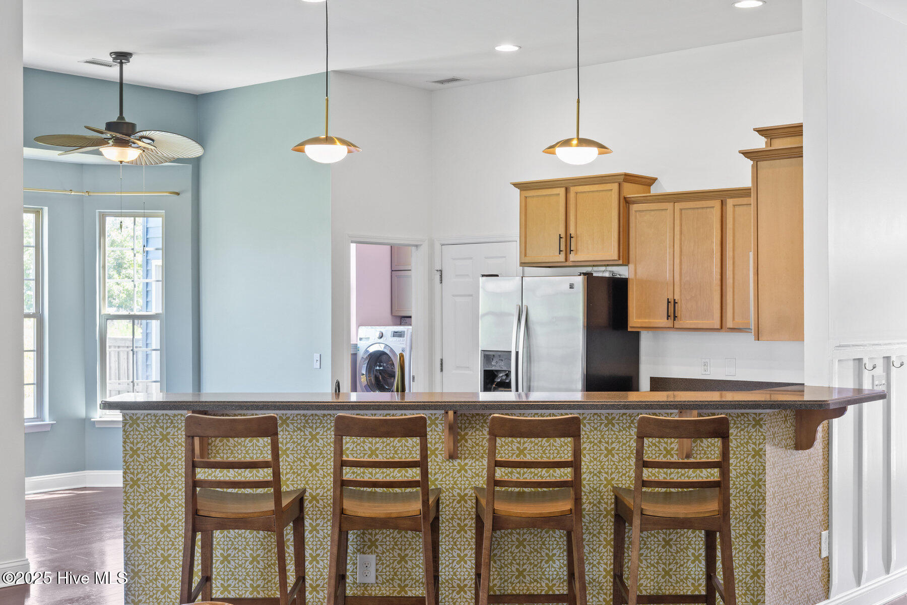 100521080 | Photo 21