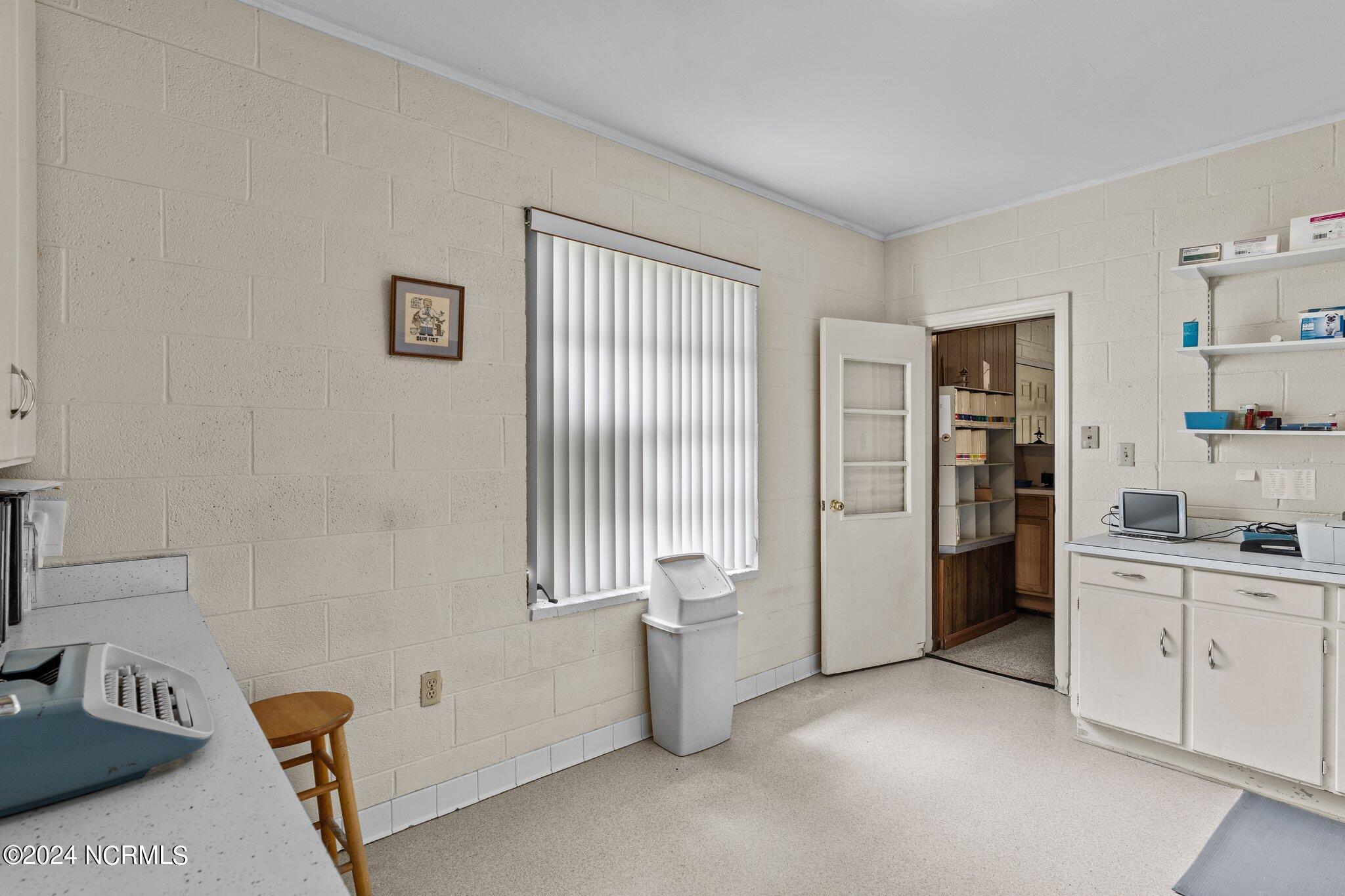 100517313 | Photo 19