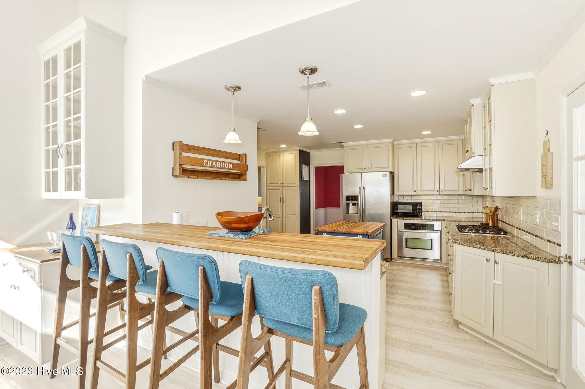 121 Gull Harbor Drive,Newport