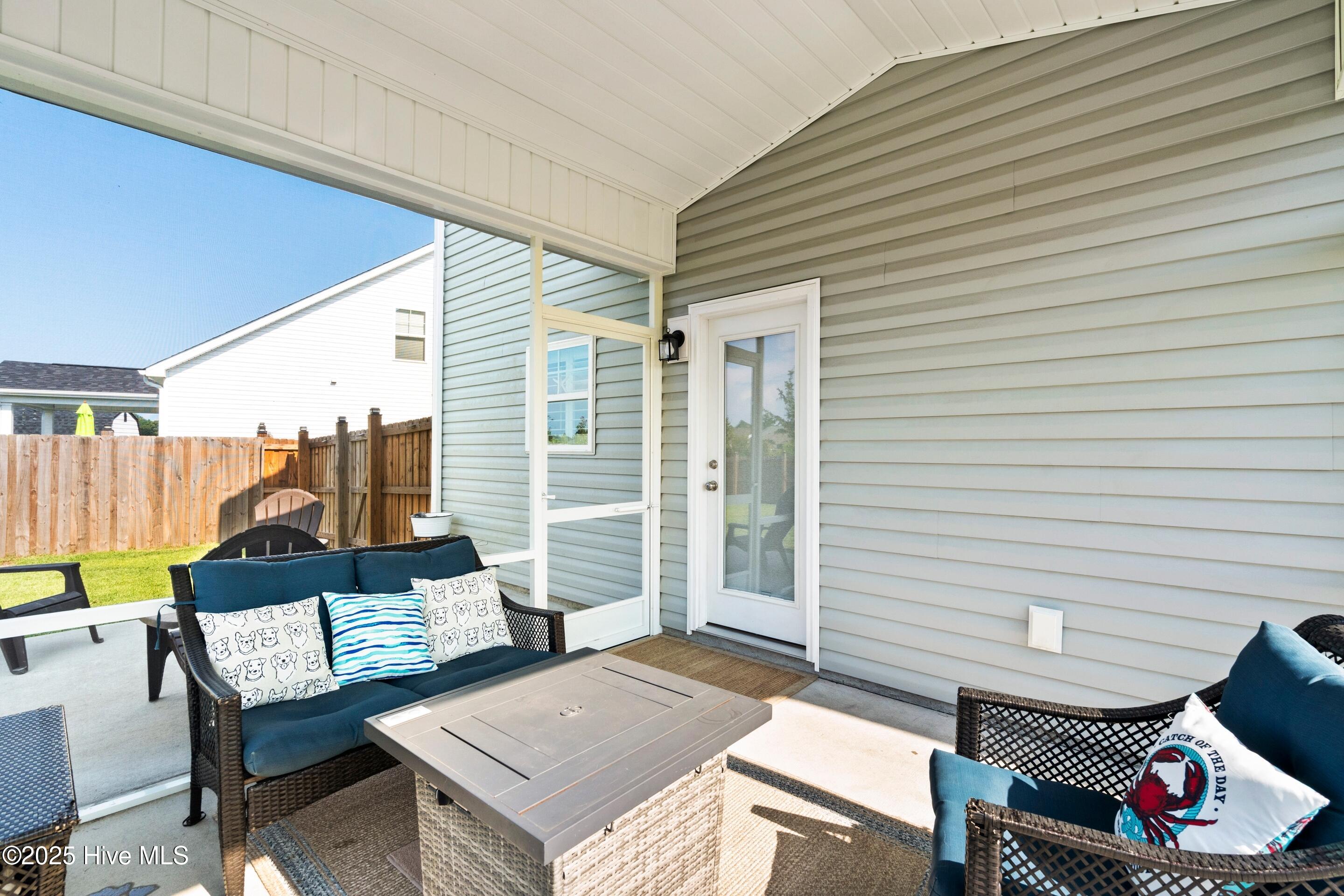 100527071 | Photo 39