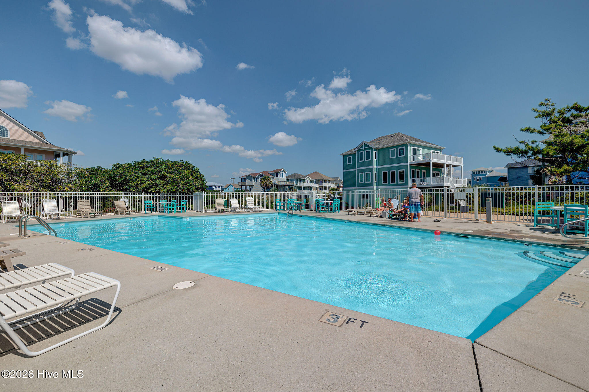 100549584 | Photo 73