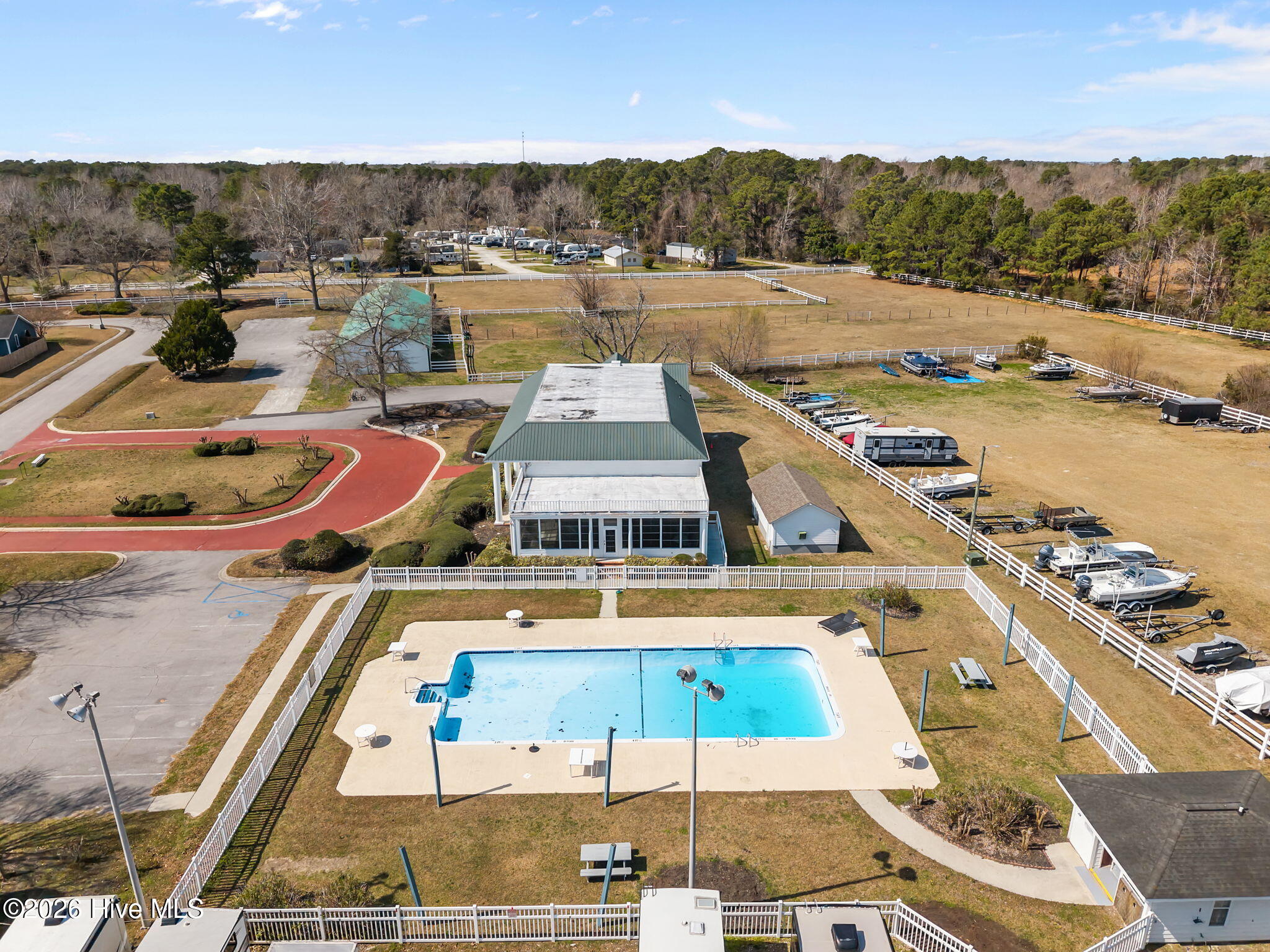 100559515 | Photo 52