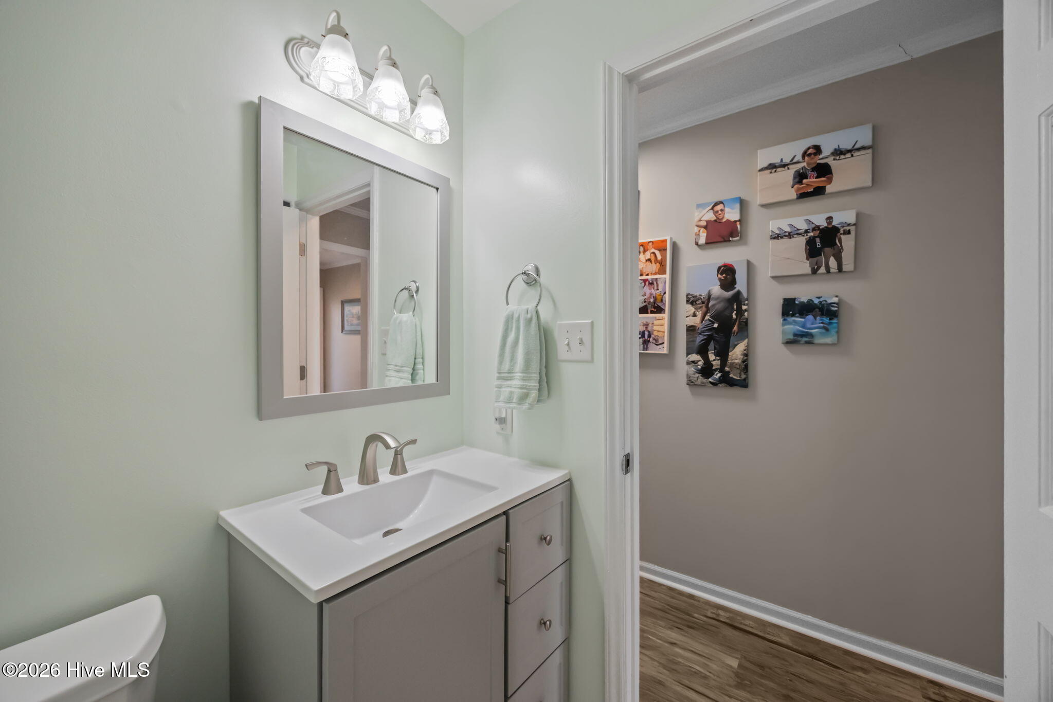 100555604 | Photo 10