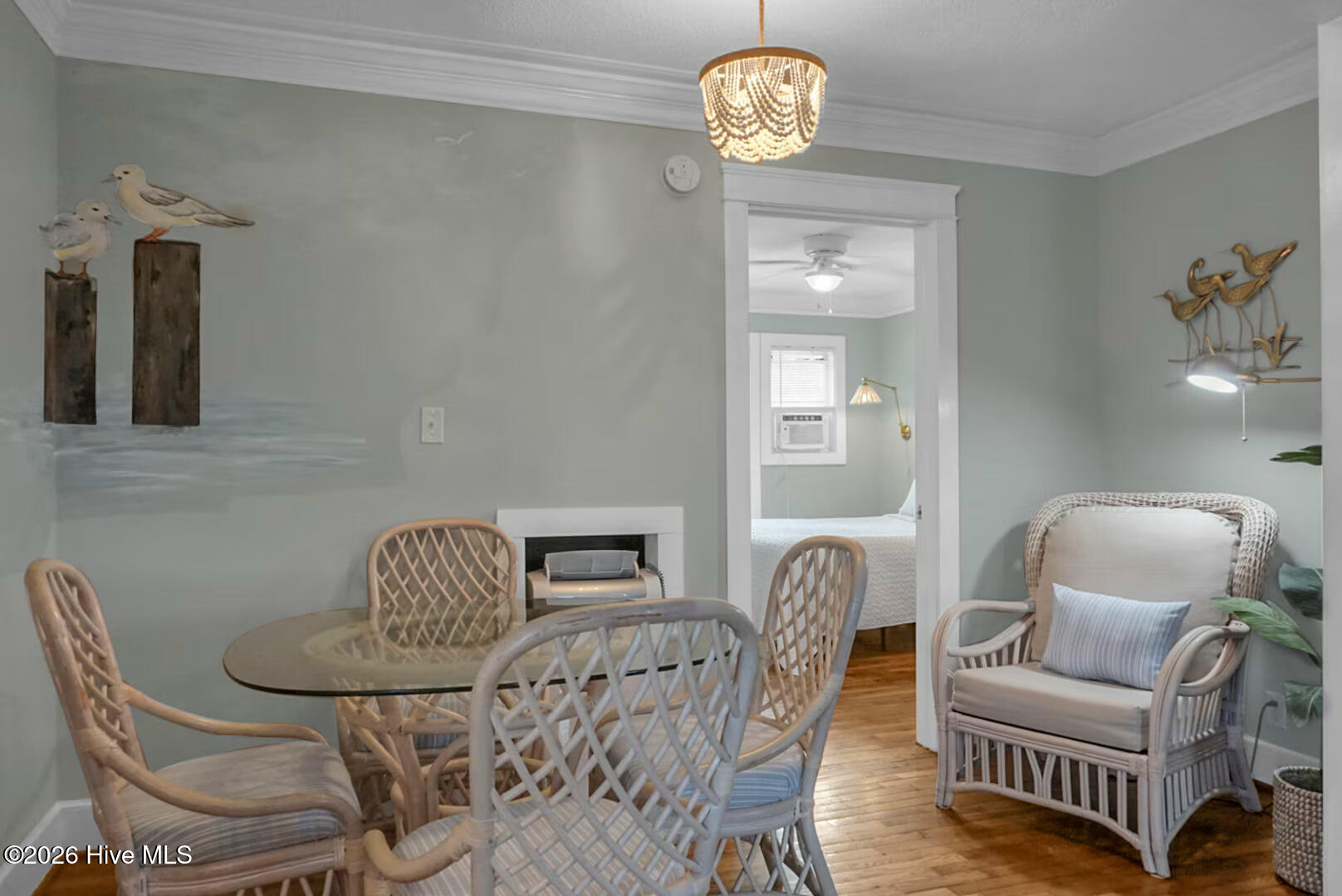 100555839 | Photo 65