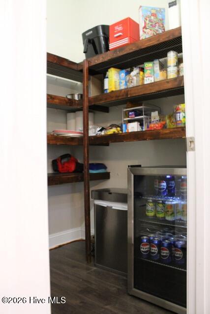 100548455 | Photo 23